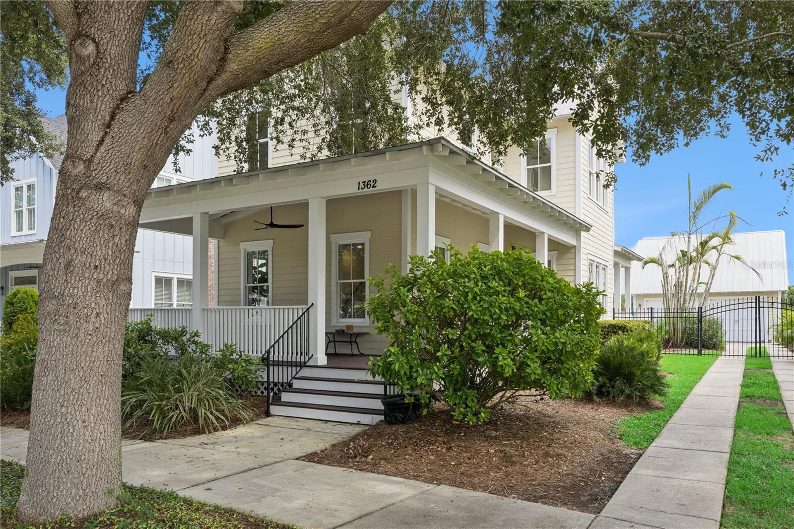 Large mature trees - 1362 UNION CLUB DR, WINTER GARDEN
