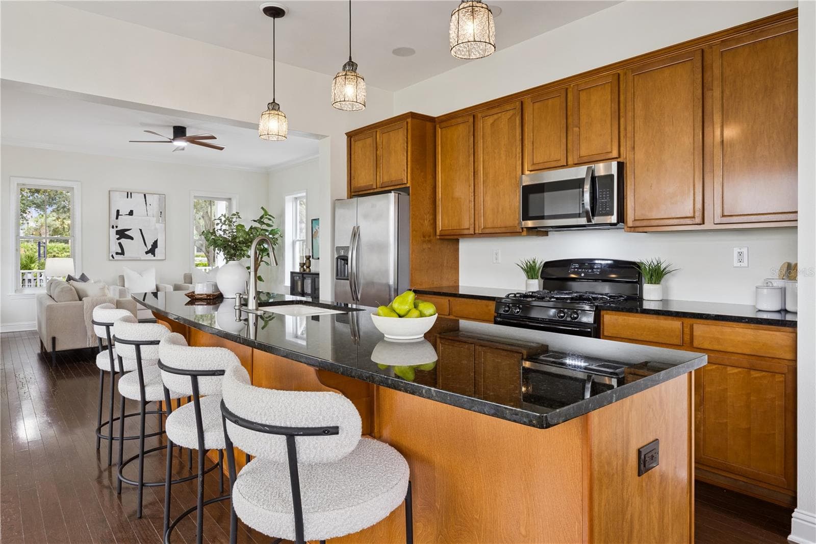 Large island - 1362 UNION CLUB DR, WINTER GARDEN