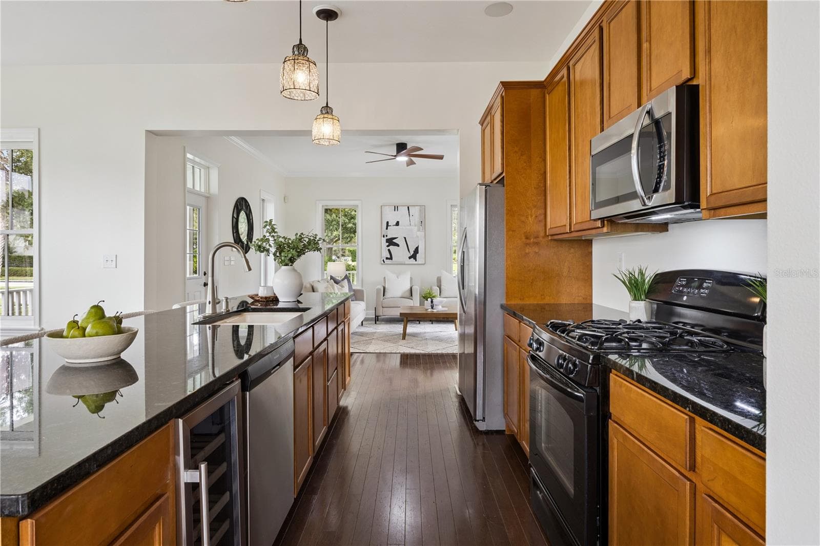 Stainless appliances - 1362 UNION CLUB DR, WINTER GARDEN