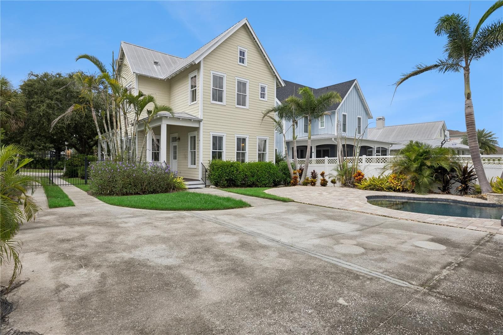 Large outdoor area! - 1362 UNION CLUB DR, WINTER GARDEN