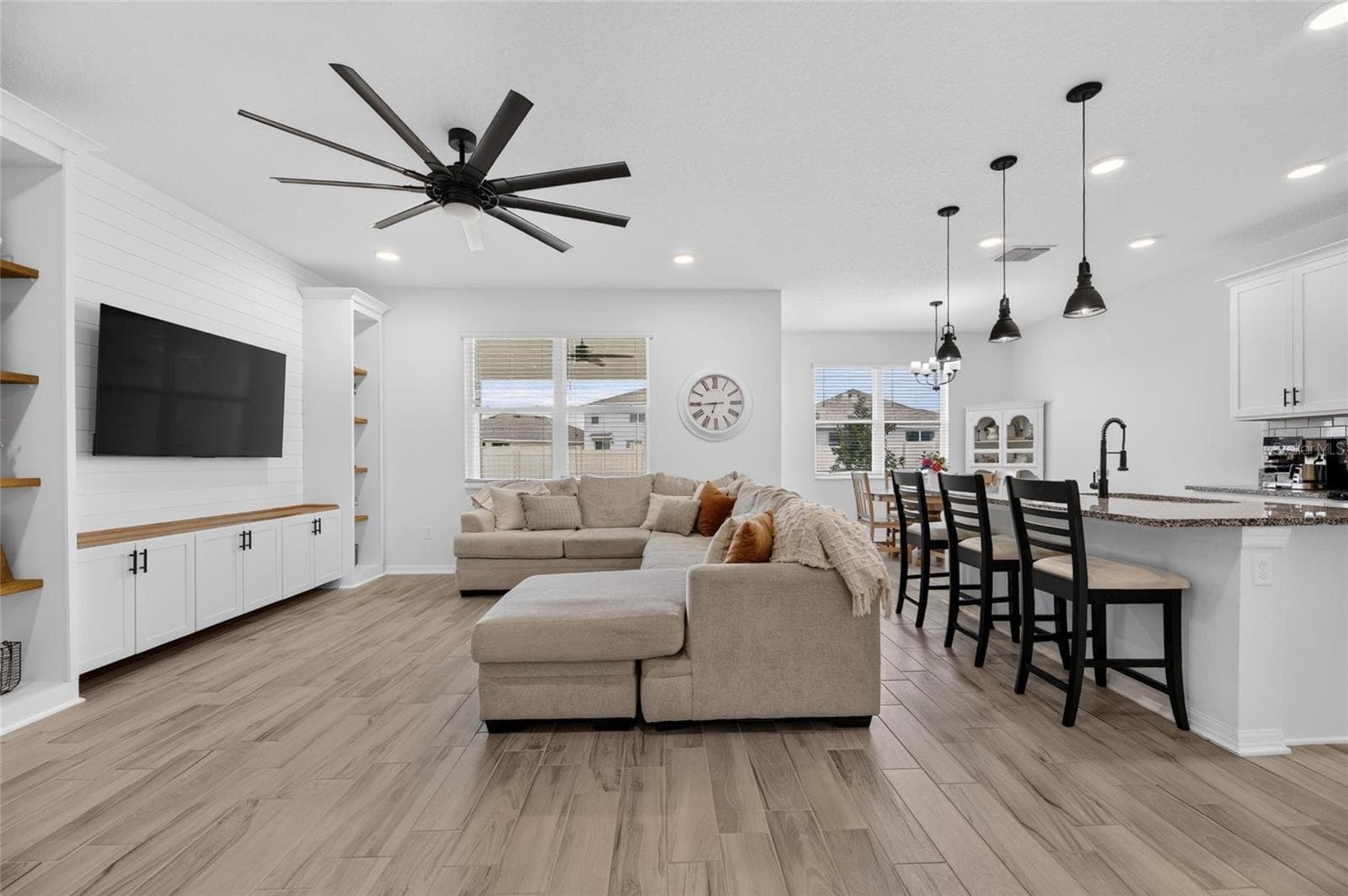 Single Family Residence at 3010 MARINE GRASS DR, WIMAUMA, photo 24 of 67