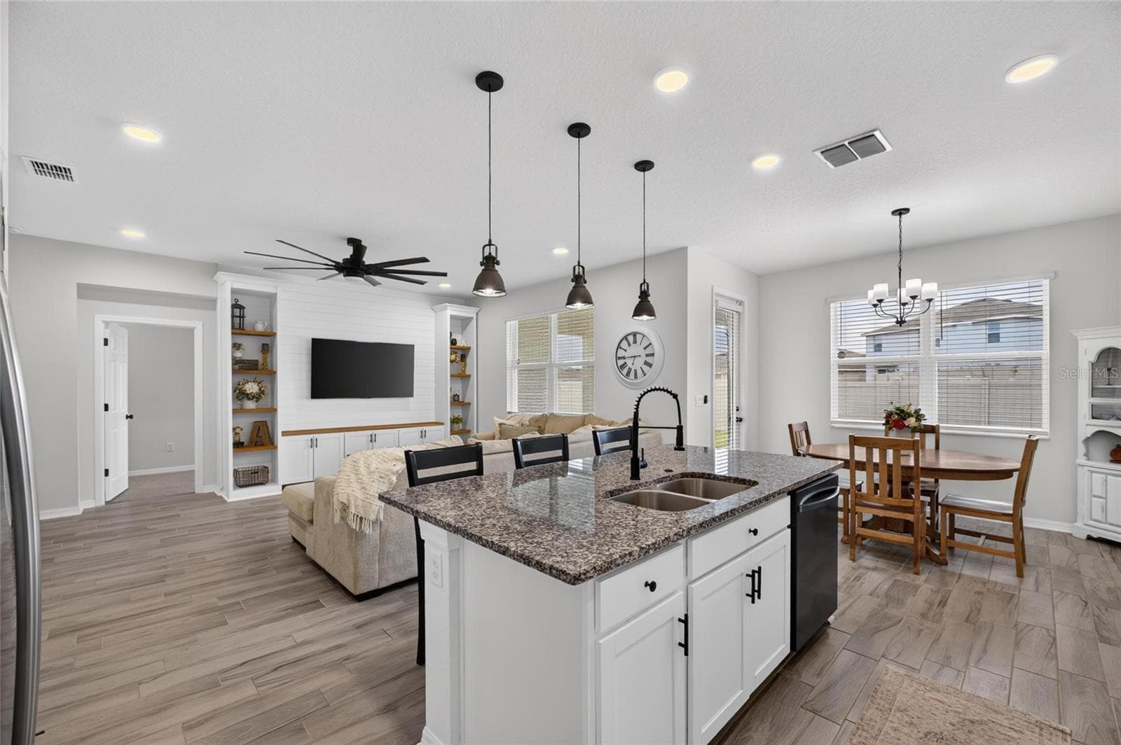 Single Family Residence at 3010 MARINE GRASS DR, WIMAUMA, photo 36 of 67