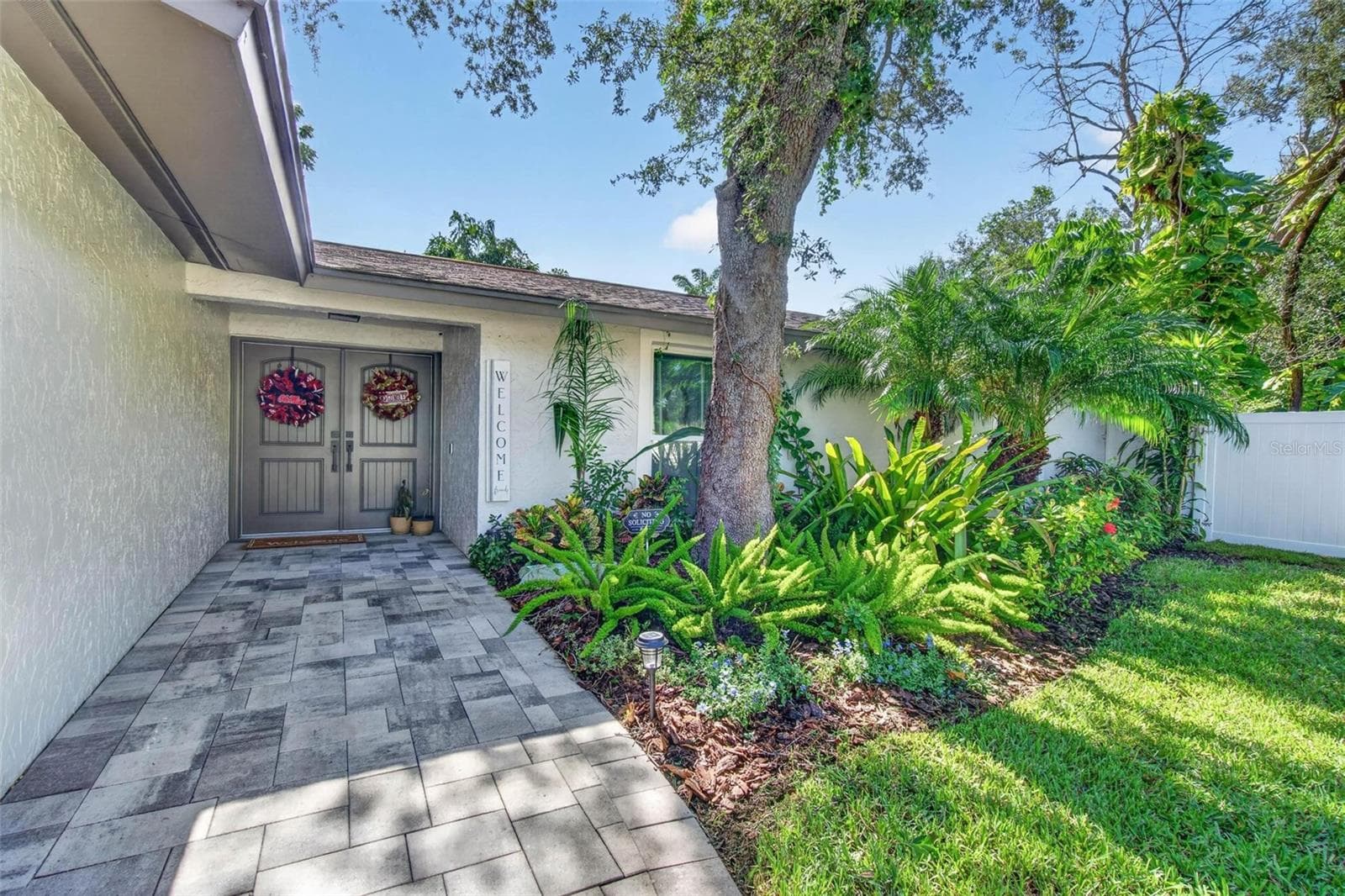 Single Family Residence at 1002 N FLORIDA AVE, TARPON SPRINGS, photo 2 of 36