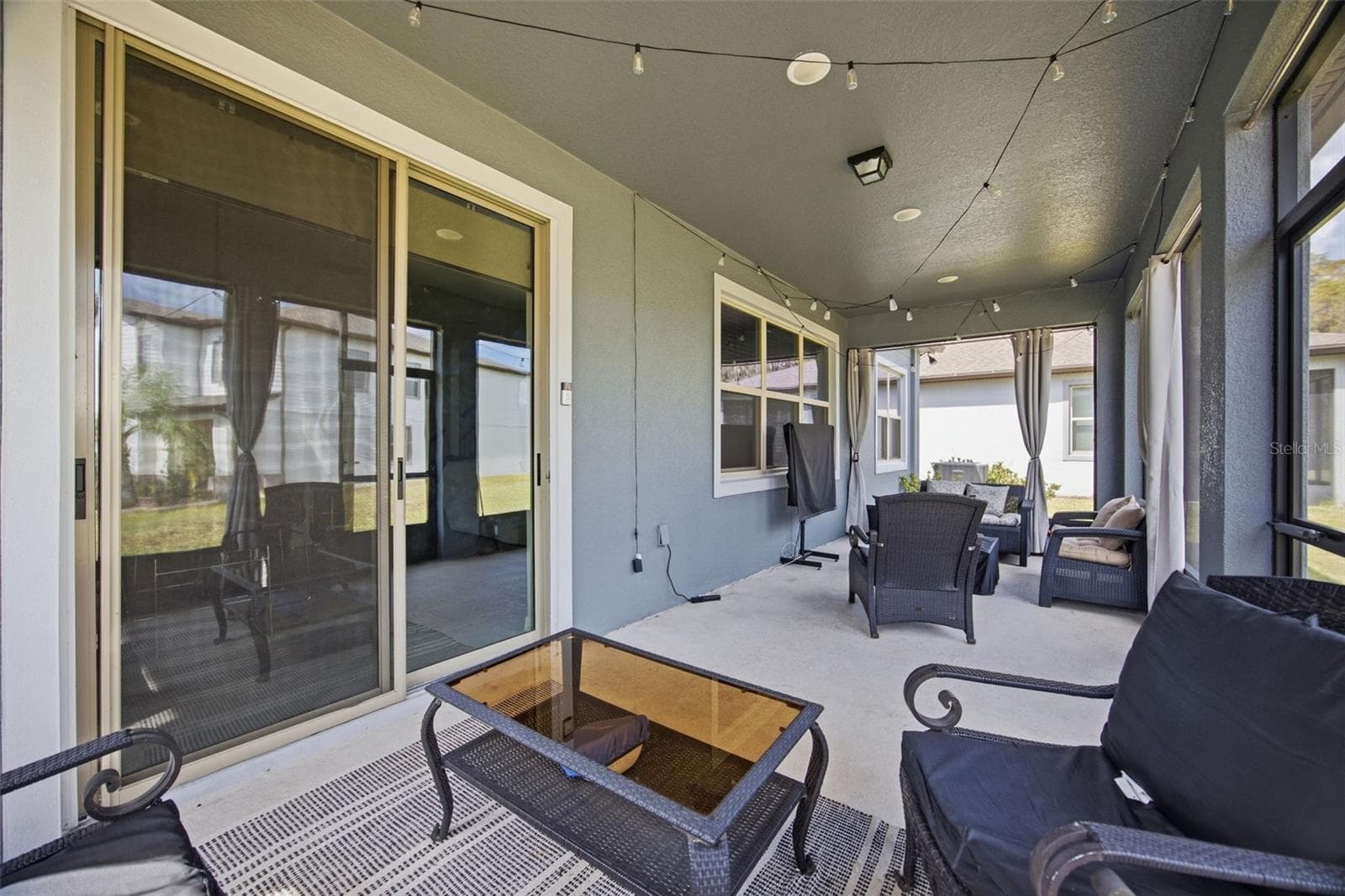 Screened Lanai - 19271 MOSSY PINE DR, TAMPA