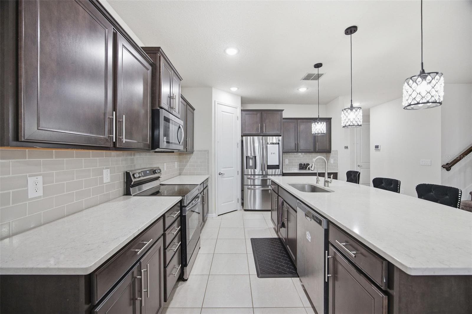 Kitchen - 19271 MOSSY PINE DR, TAMPA