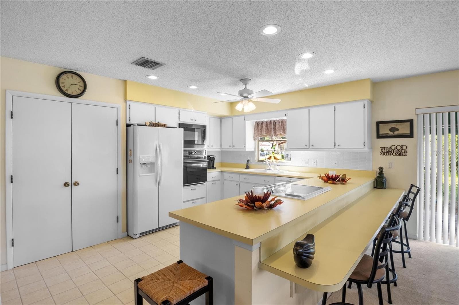 Single Family Residence at 441 SAN JOSE DR, WINTER HAVEN, photo 16 of 43