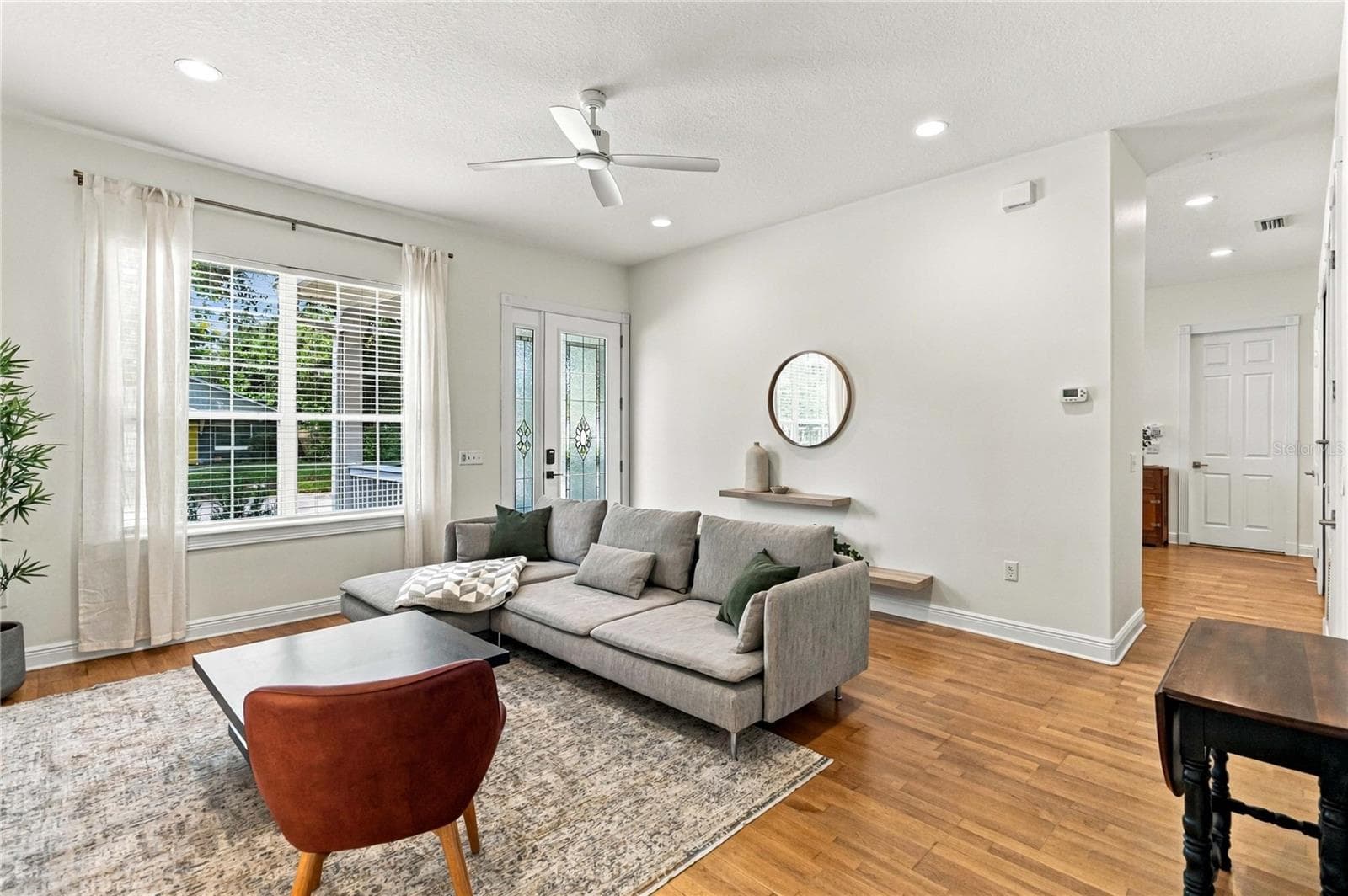 Single Family Residence at 1222 NOBLE PL, ORLANDO, photo 4 of 19