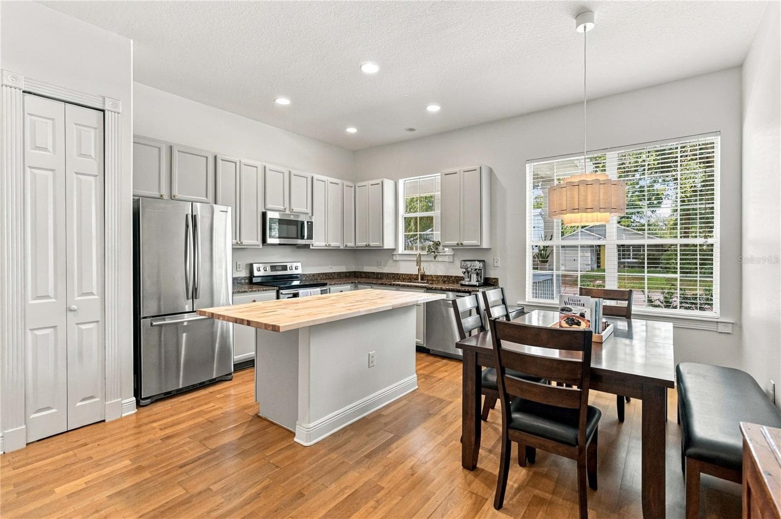 Single Family Residence at 1222 NOBLE PL, ORLANDO, photo 5 of 19
