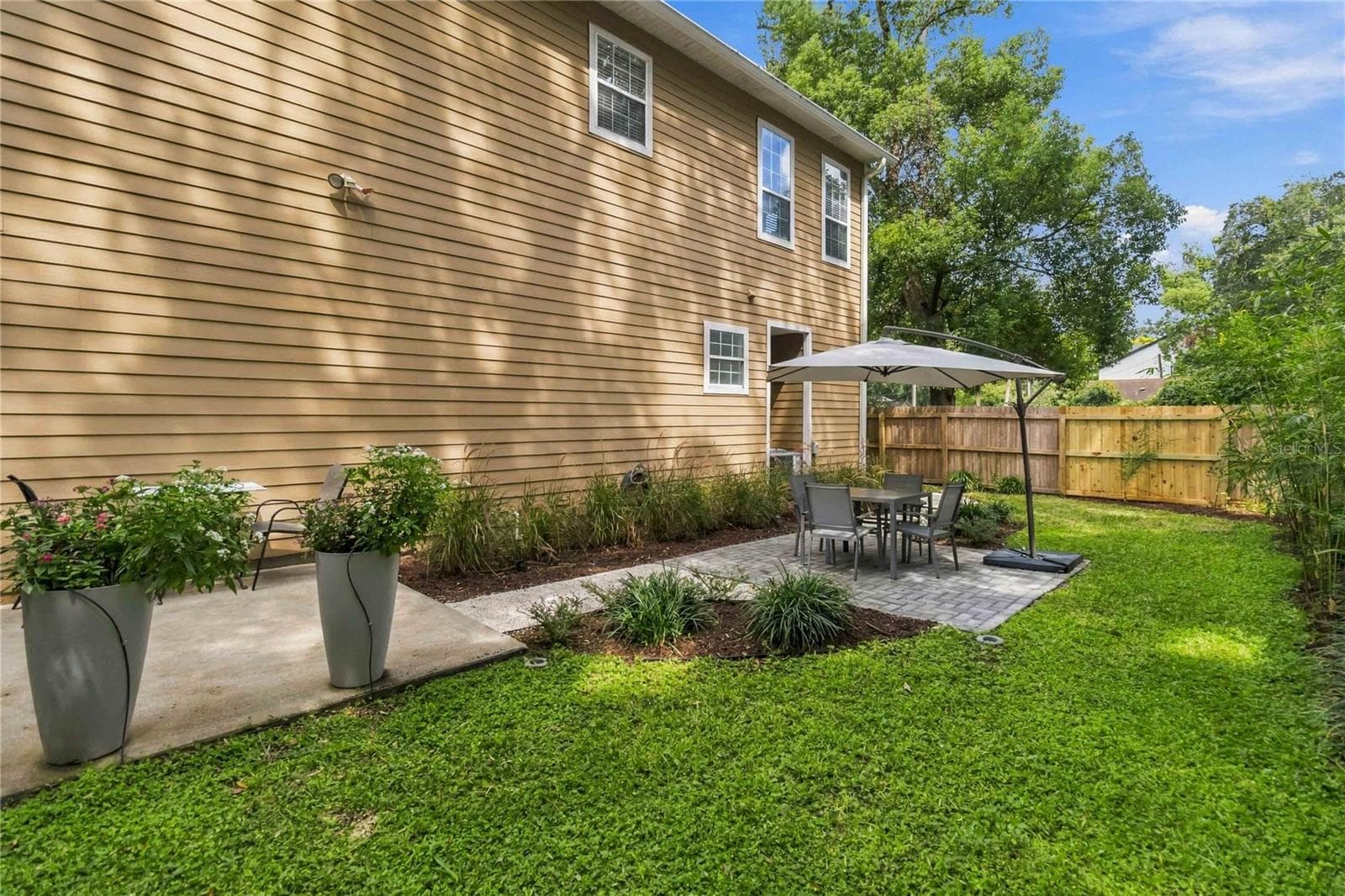 Single Family Residence at 1222 NOBLE PL, ORLANDO, photo 17 of 19
