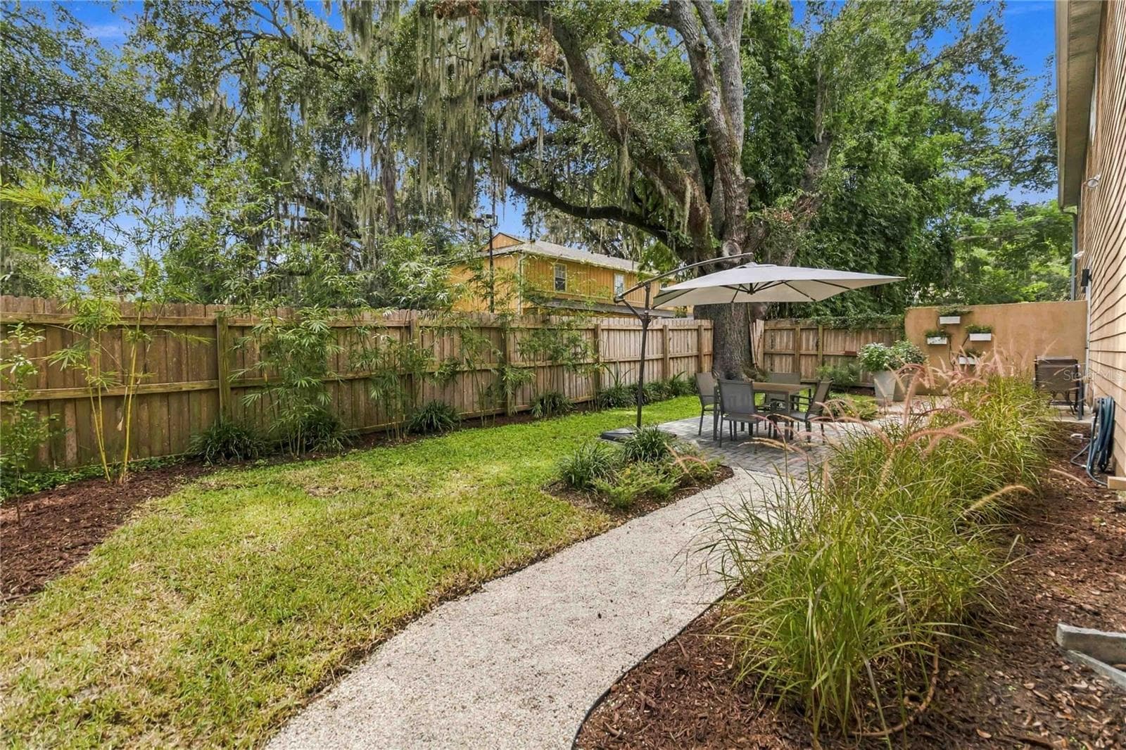 Single Family Residence at 1222 NOBLE PL, ORLANDO, photo 18 of 19
