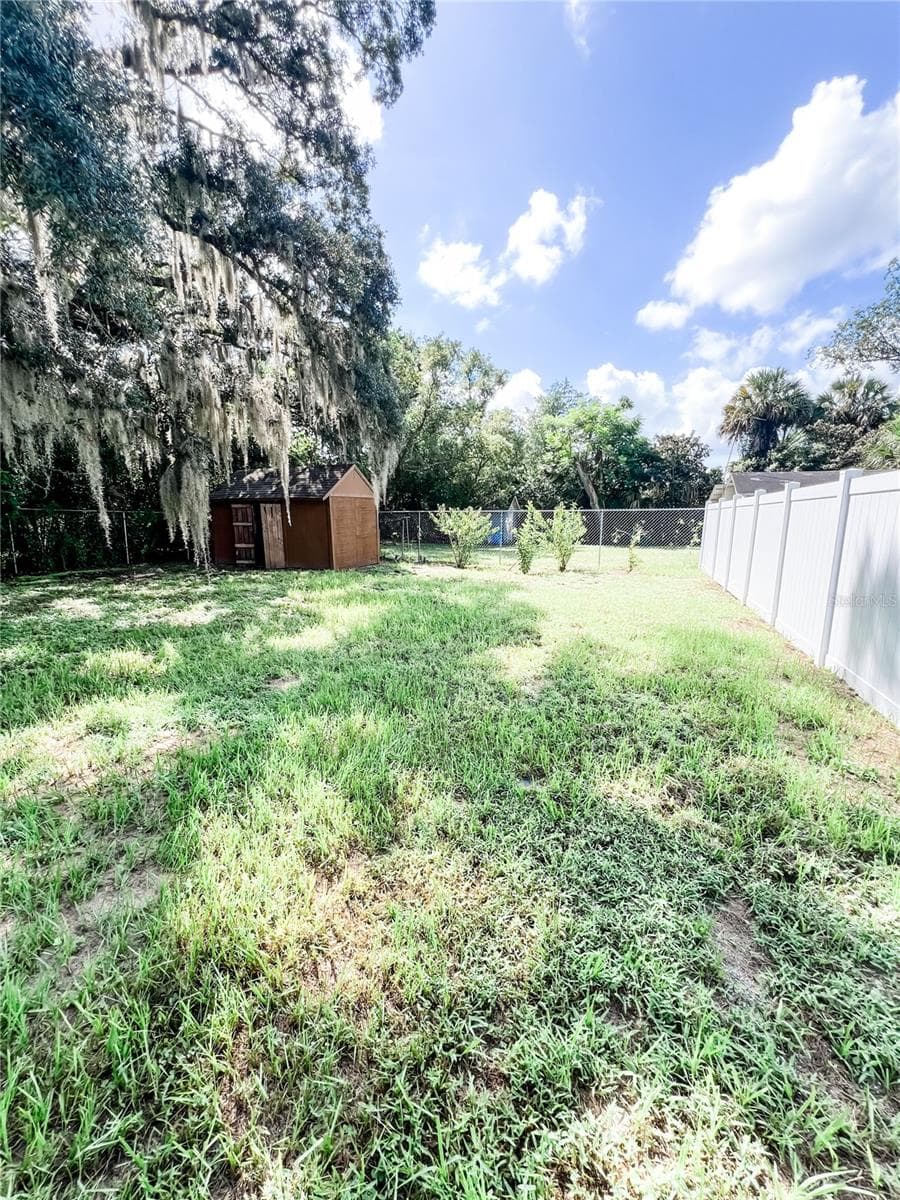 Single Family Residence at 1314 ROBIE AVE, MOUNT DORA, photo 34 of 34