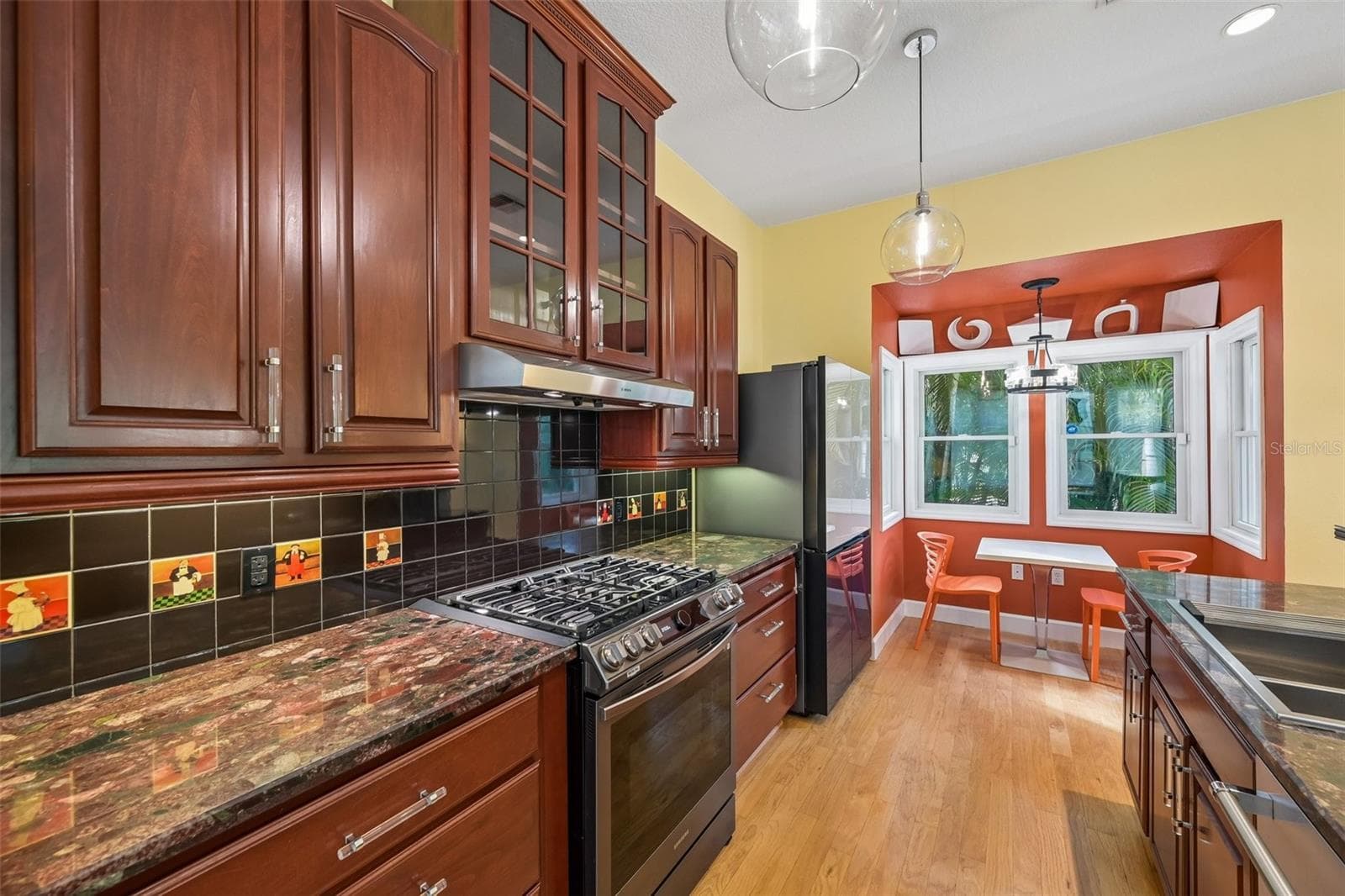Single Family Residence at 817 OAK VISTA DR, SARASOTA, photo 11 of 39