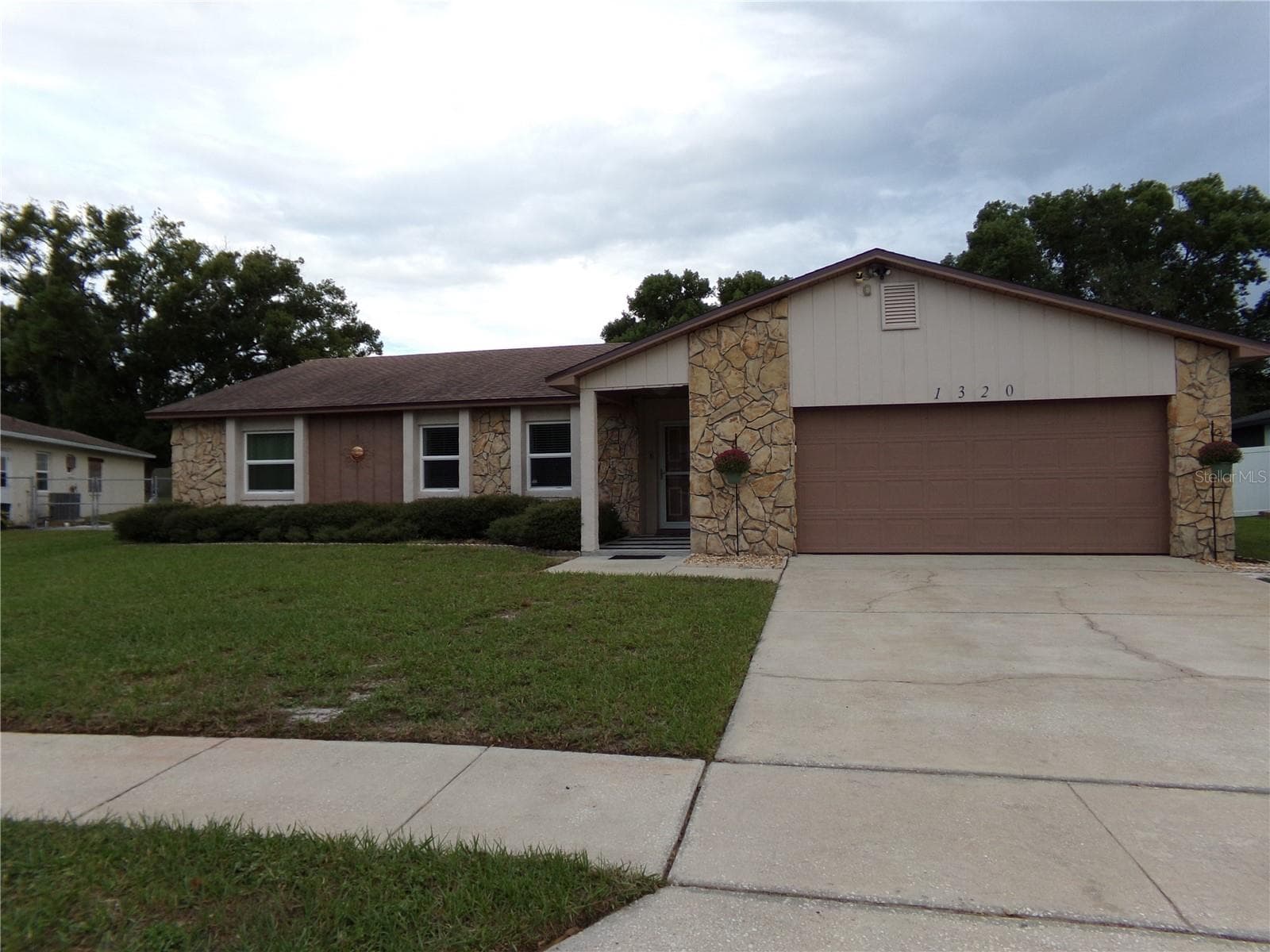 Single Family Residence at 1320 GLADIOLAS DR, WINTER PARK, photo 3 of 55