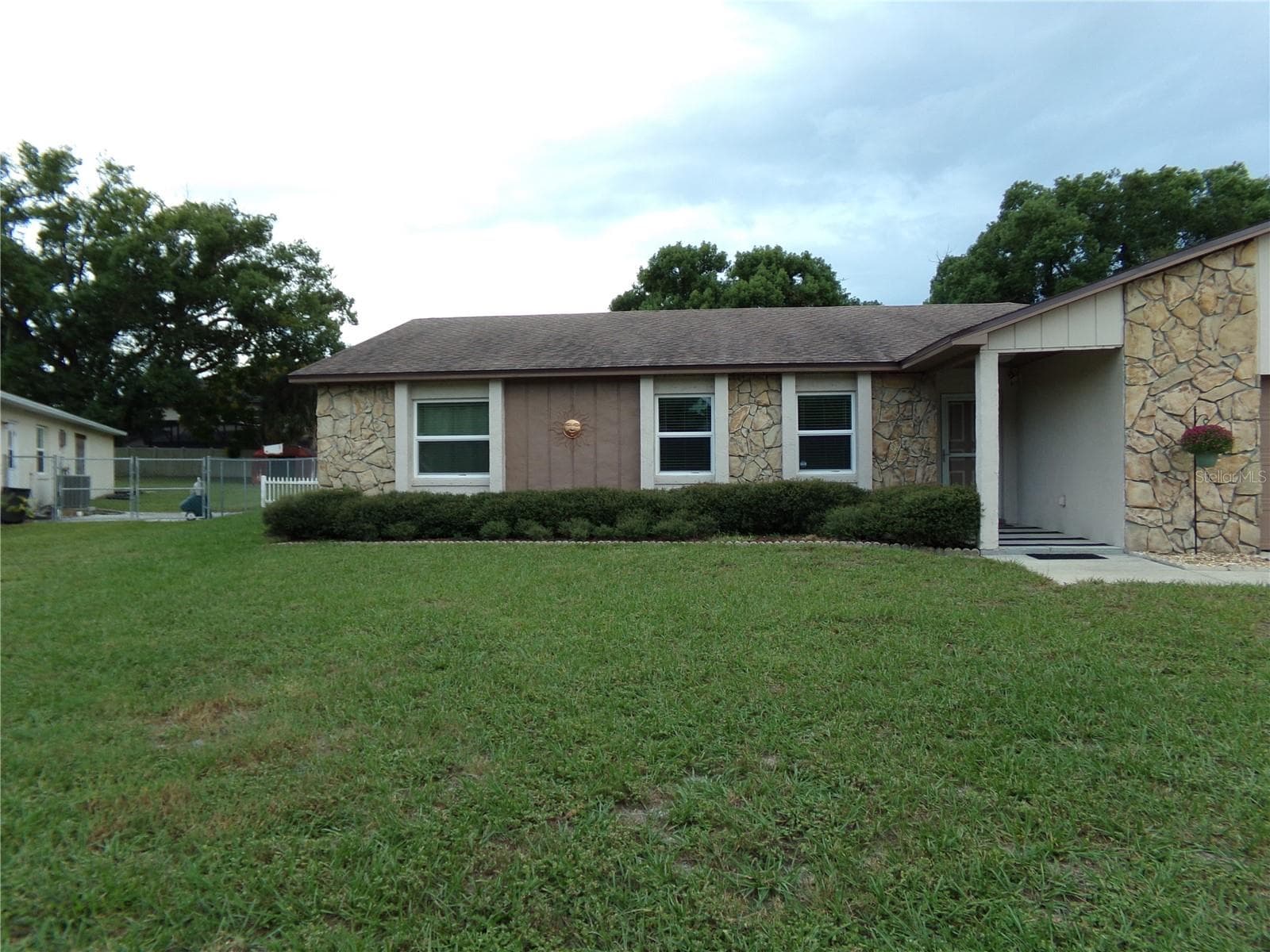 Single Family Residence at 1320 GLADIOLAS DR, WINTER PARK, photo 4 of 55
