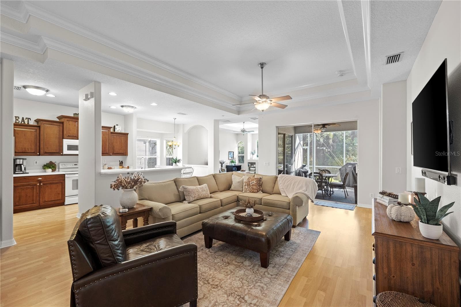 Single Family Residence at 5064 CREEKSIDE TRL, SARASOTA, photo 6 of 41