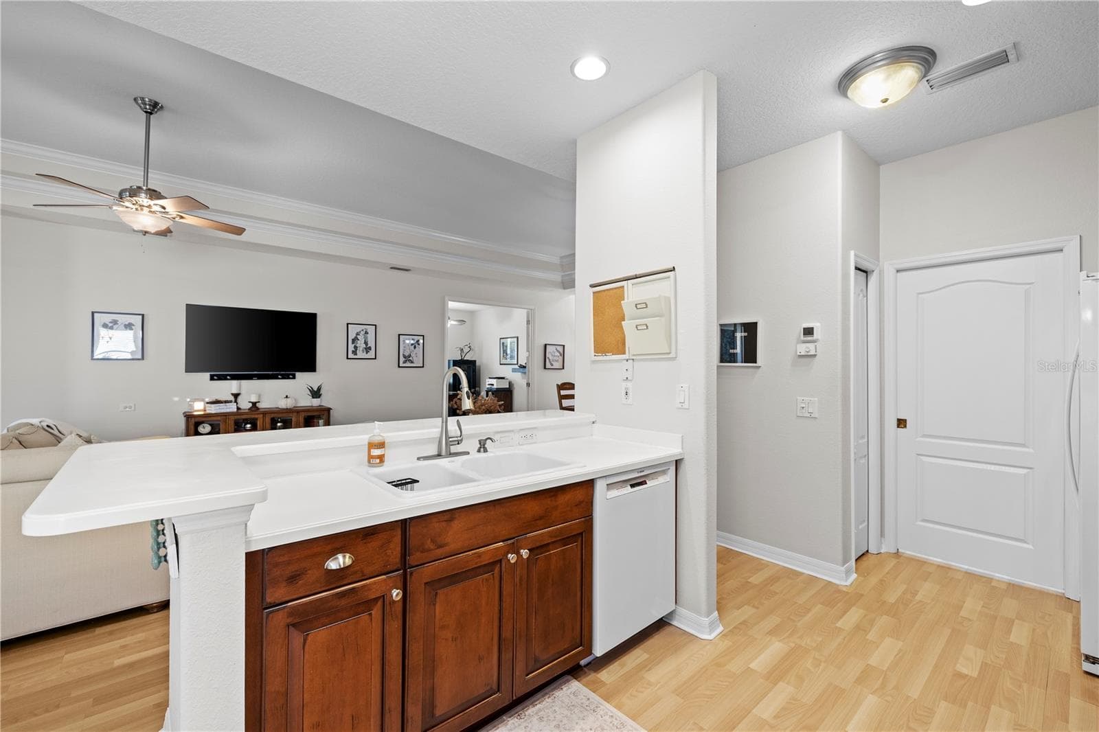 Single Family Residence at 5064 CREEKSIDE TRL, SARASOTA, photo 13 of 41