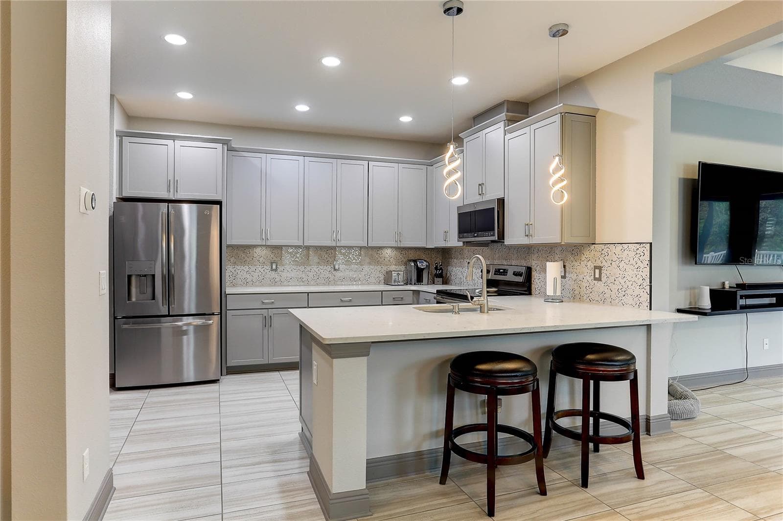 Kitchen - 19357 HAWK VALLEY DR, TAMPA
