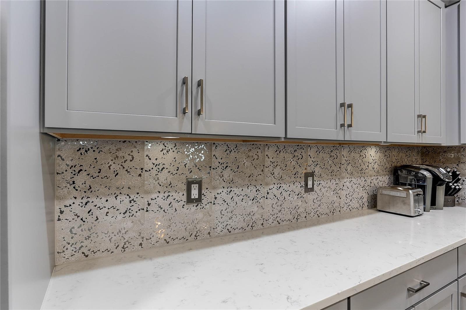 Kitchen - 19357 HAWK VALLEY DR, TAMPA
