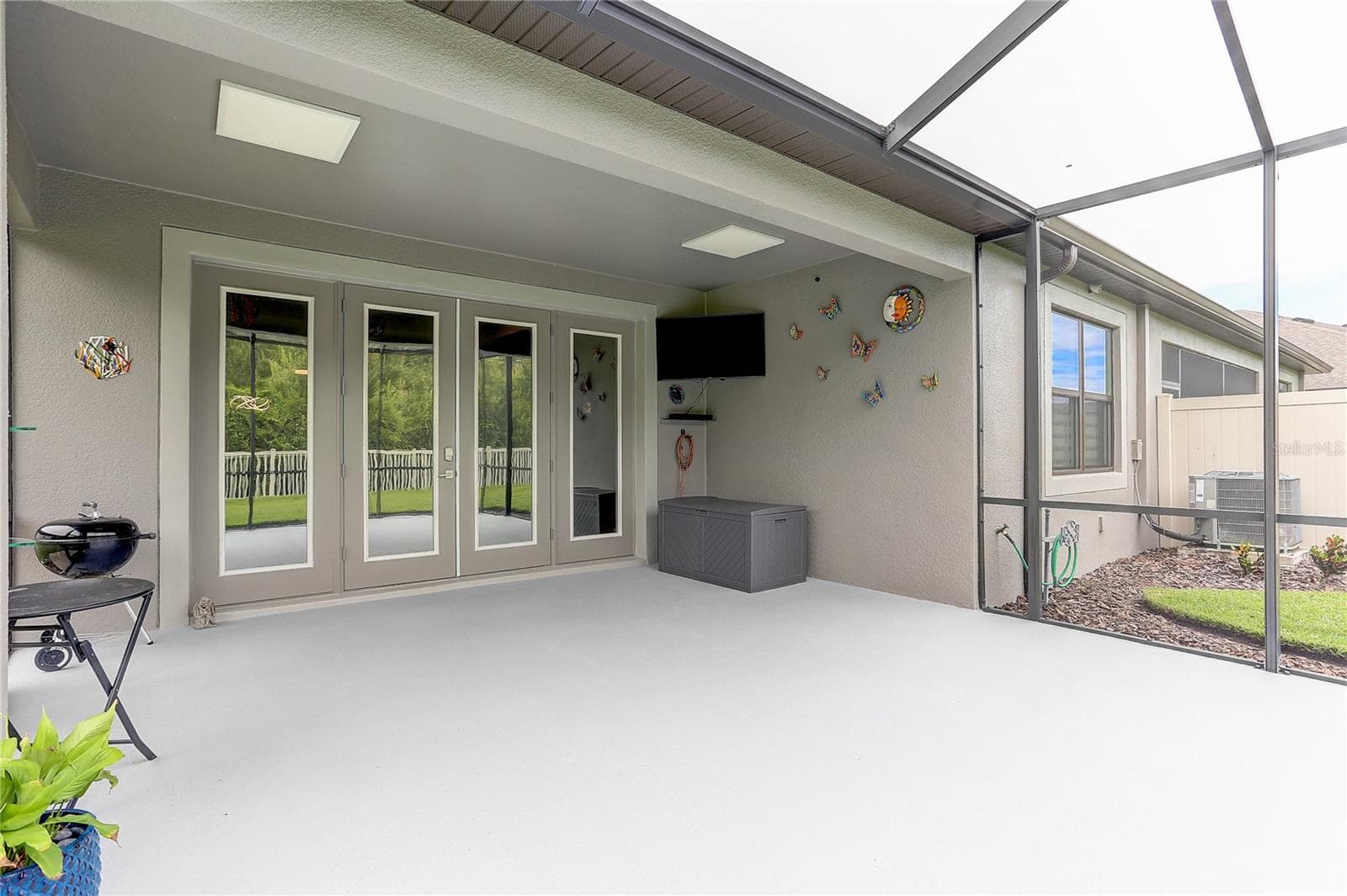 Screened Lanai - 19357 HAWK VALLEY DR, TAMPA