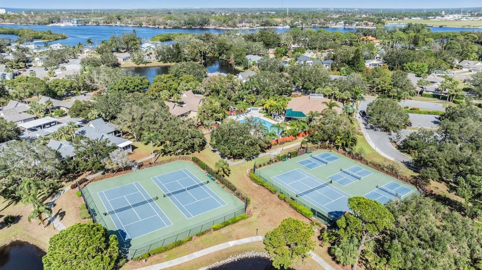 Villa at 992 SPINNAKER CT, TARPON SPRINGS, photo 54 of 65