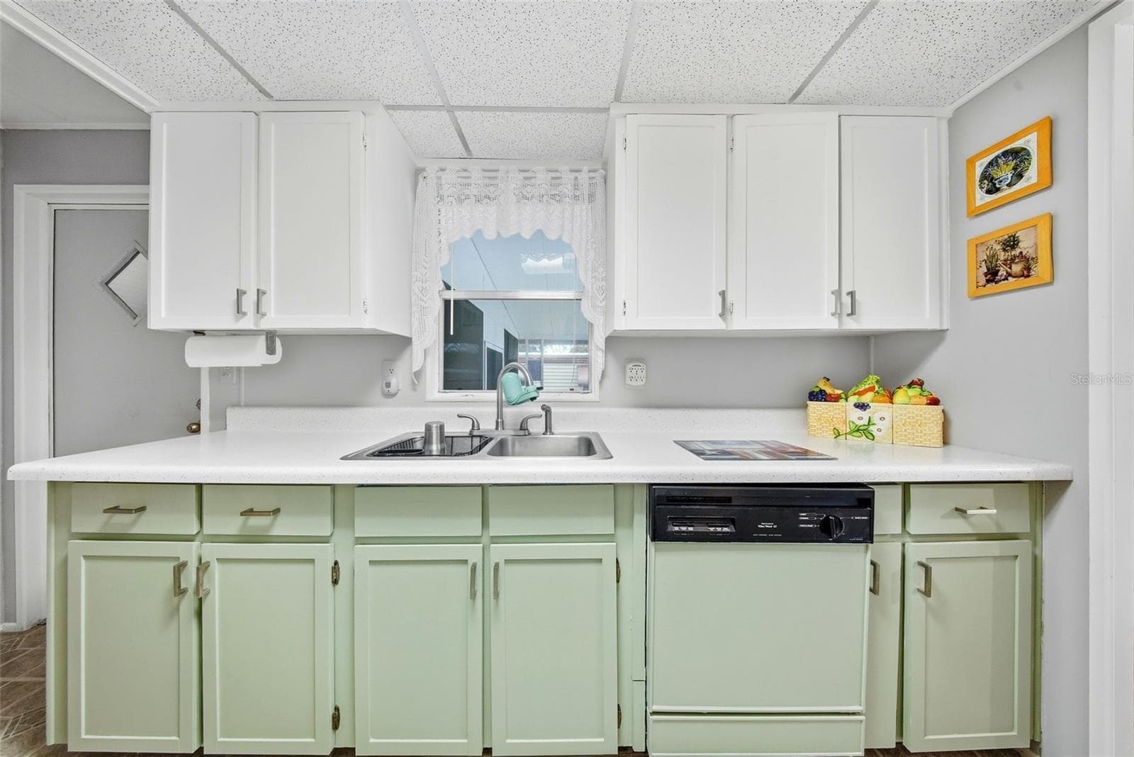 Mobile Home at 12117 CARTWRIGHT DR, HUDSON, photo 7 of 45