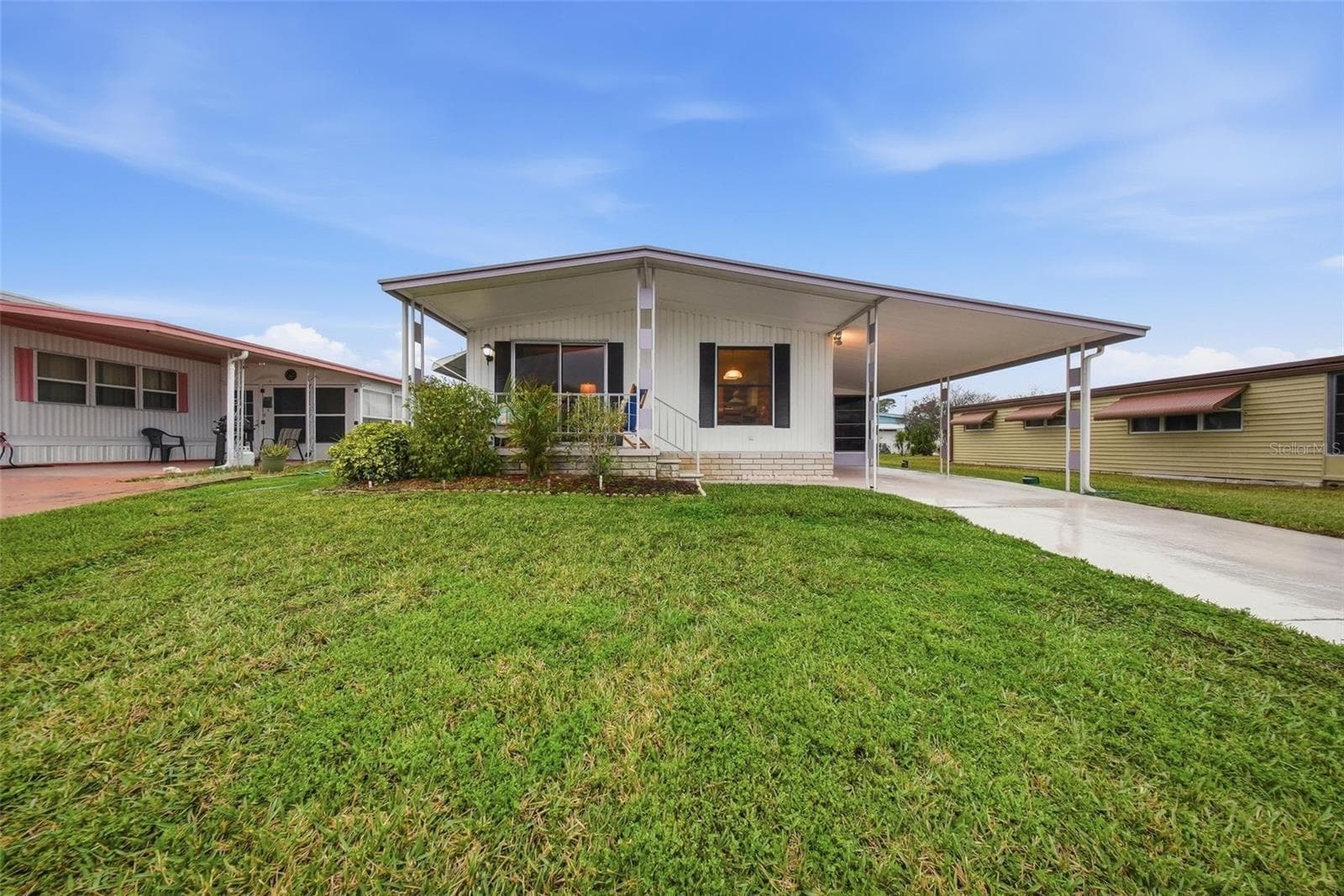 Mobile Home at 12117 CARTWRIGHT DR, HUDSON, photo 27 of 45