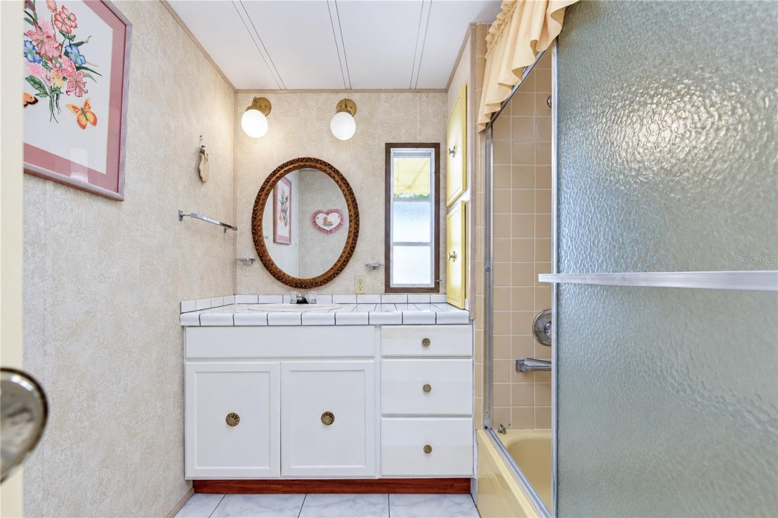 Guest Bathroom - 4710 WINDY LN, ZEPHYRHILLS