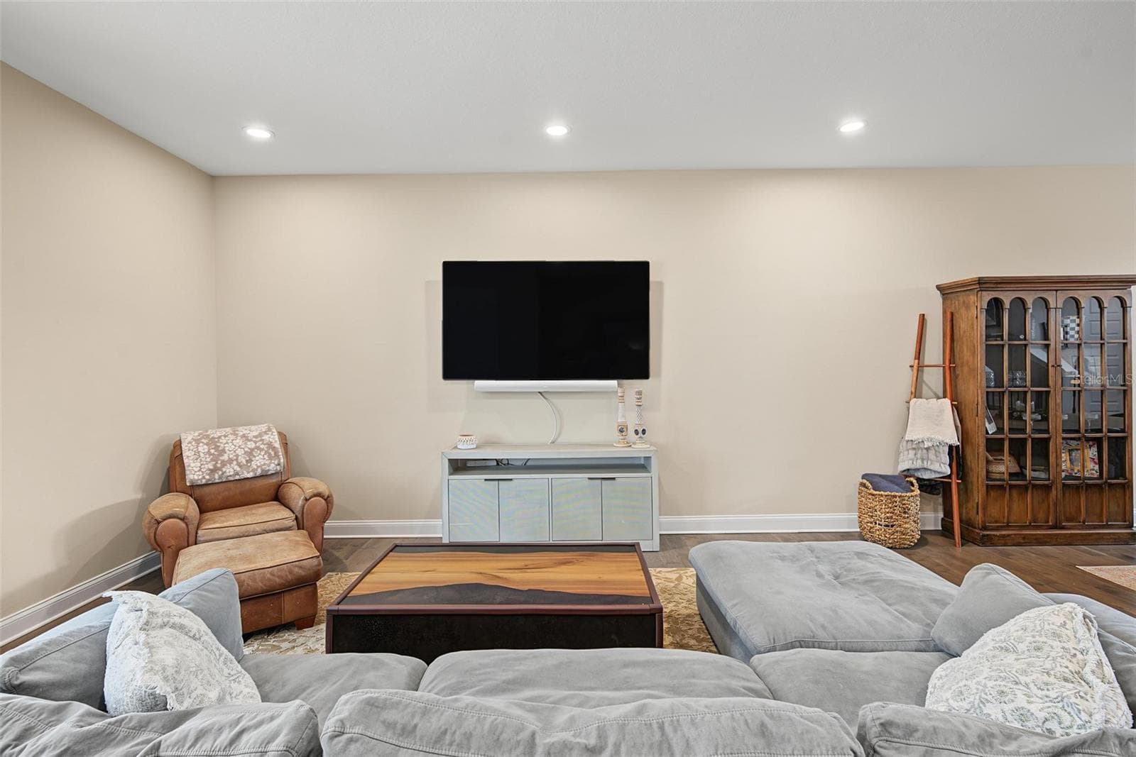 Townhouse at 4215 W NORTH A ST #9, TAMPA, photo 13 of 35