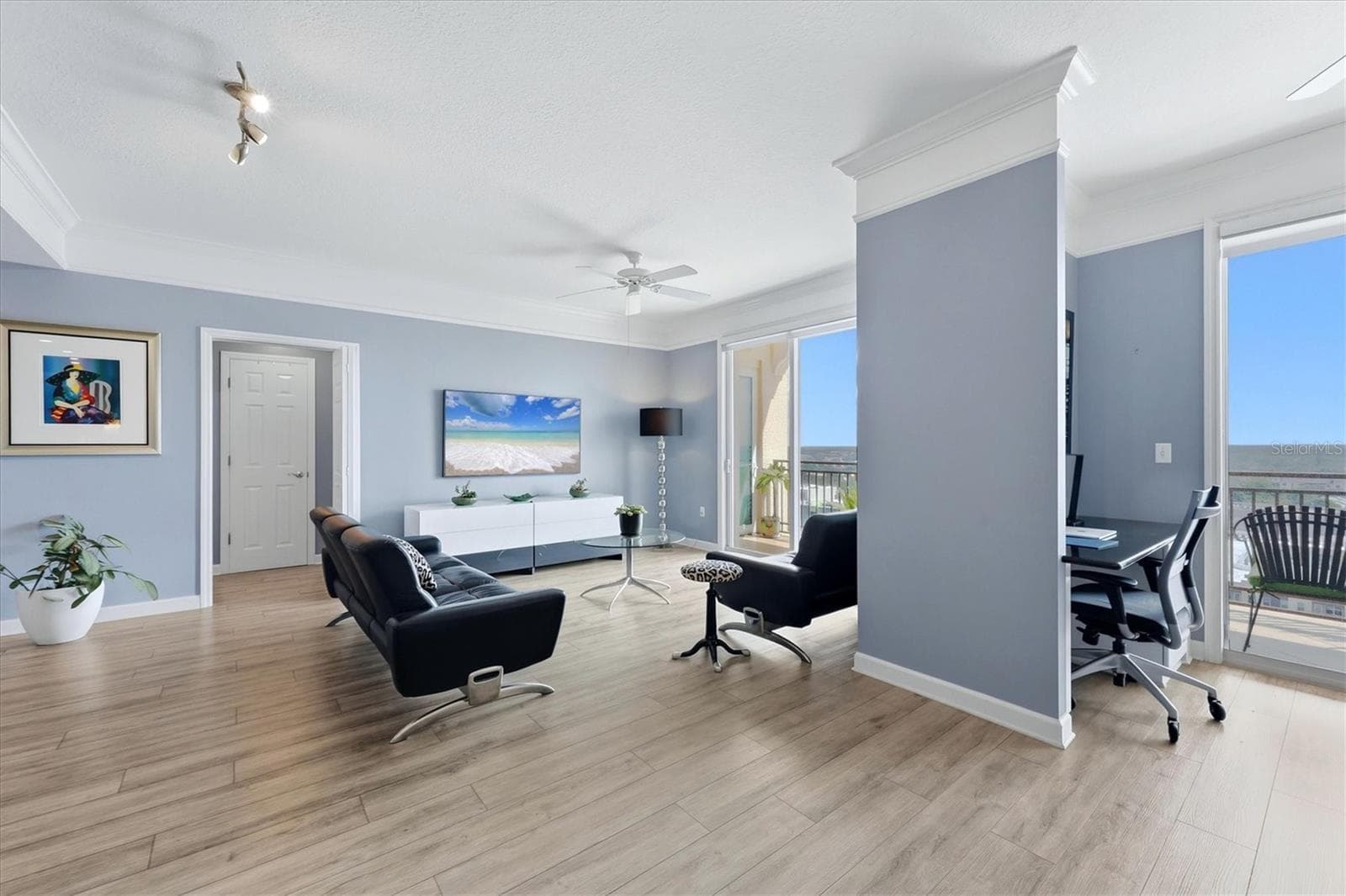 Condominium at 750 TAMIAMI TRL #1506, SARASOTA, photo 8 of 57