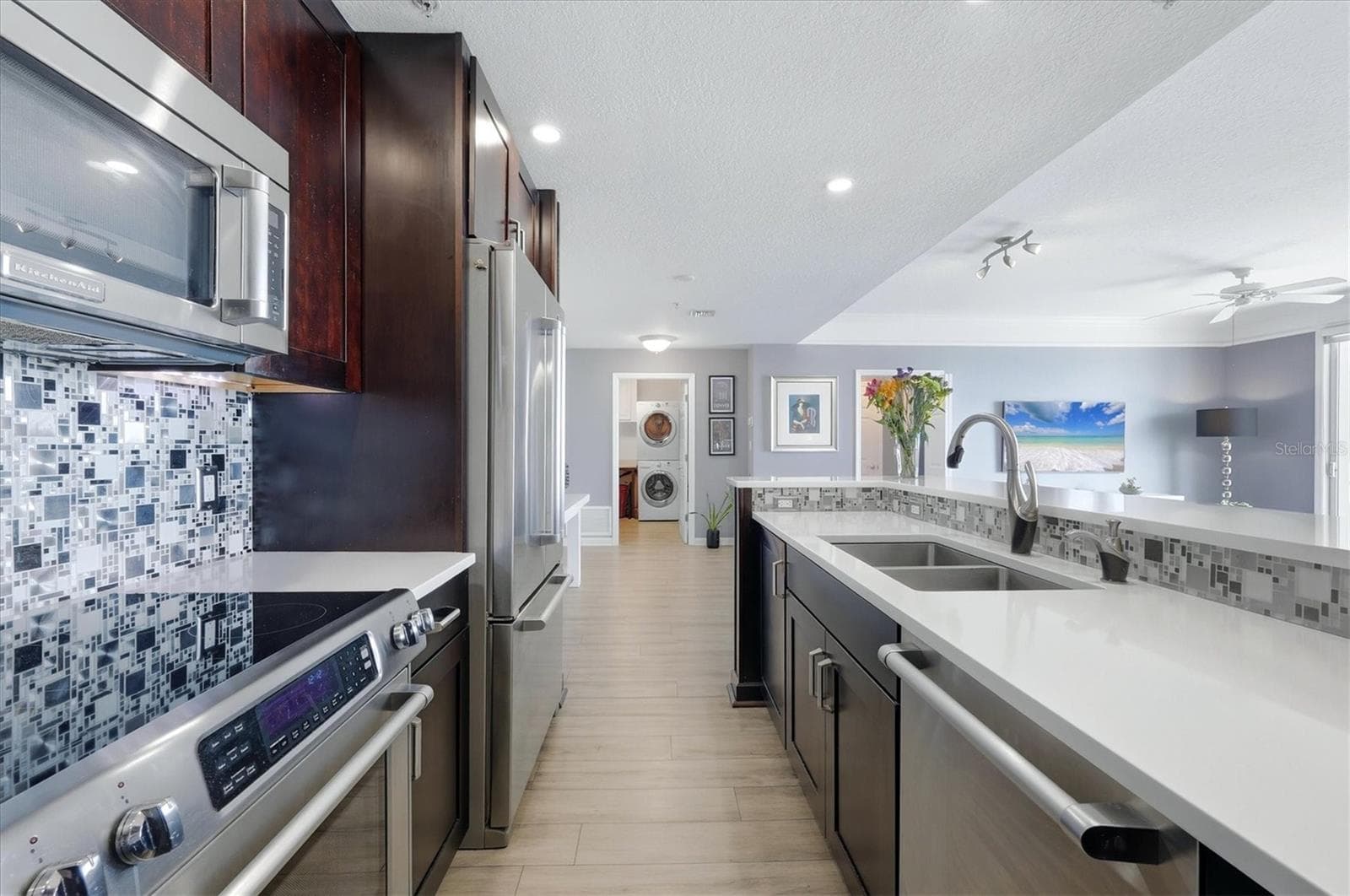 Condominium at 750 TAMIAMI TRL #1506, SARASOTA, photo 12 of 57
