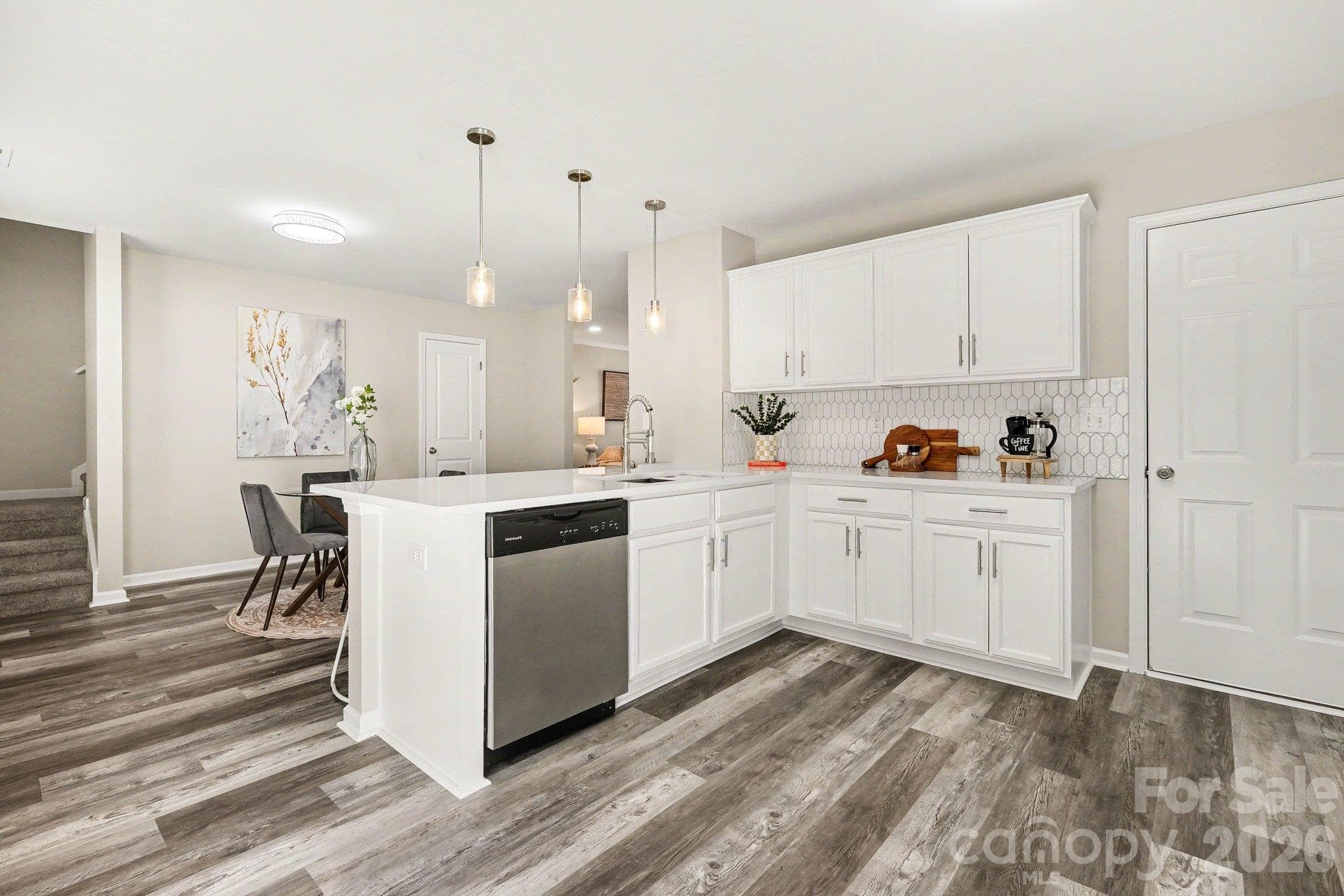 Single Family Residence at 6826 Broad Valley Court, Charlotte, photo 13 of 30