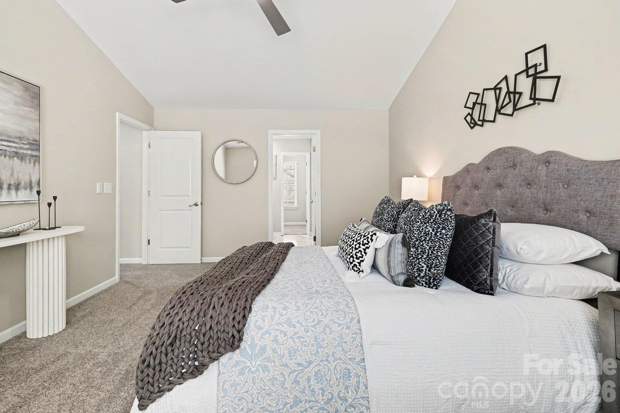 Single Family Residence at 6826 Broad Valley Court, Charlotte, photo 18 of 30