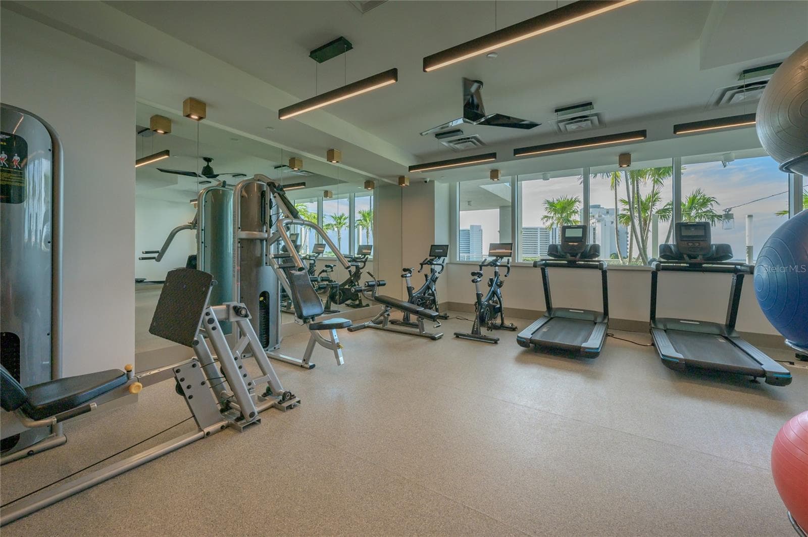 Condominium at 540 N TAMIAMI TRL #1604, SARASOTA, photo 27 of 157