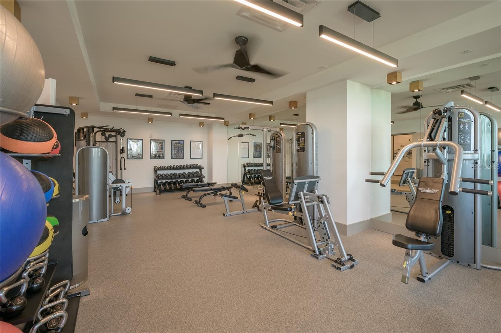 Condominium at 540 N TAMIAMI TRL #1604, SARASOTA, photo 29 of 157