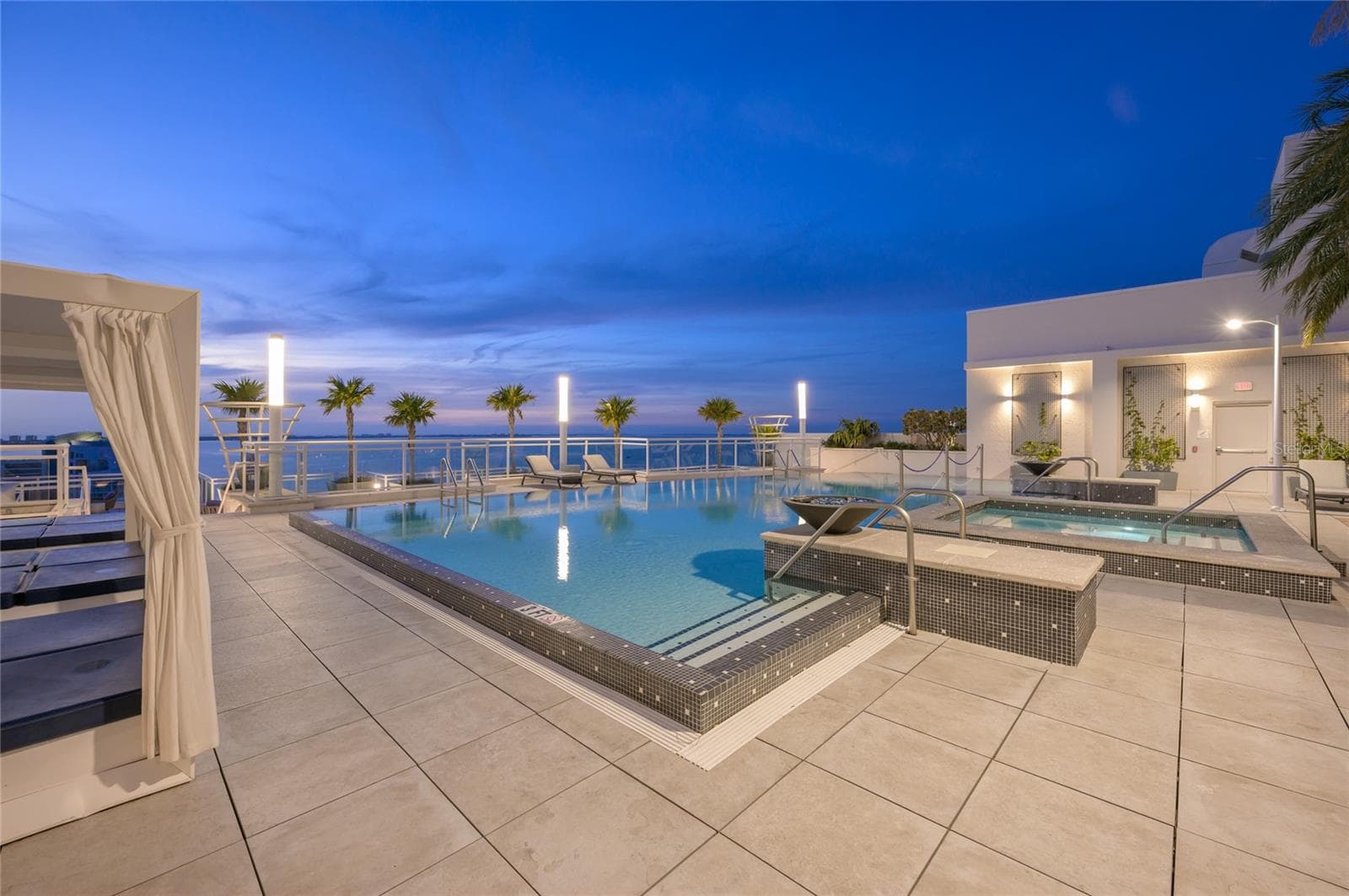 Condominium at 540 N TAMIAMI TRL #1604, SARASOTA, photo 75 of 157
