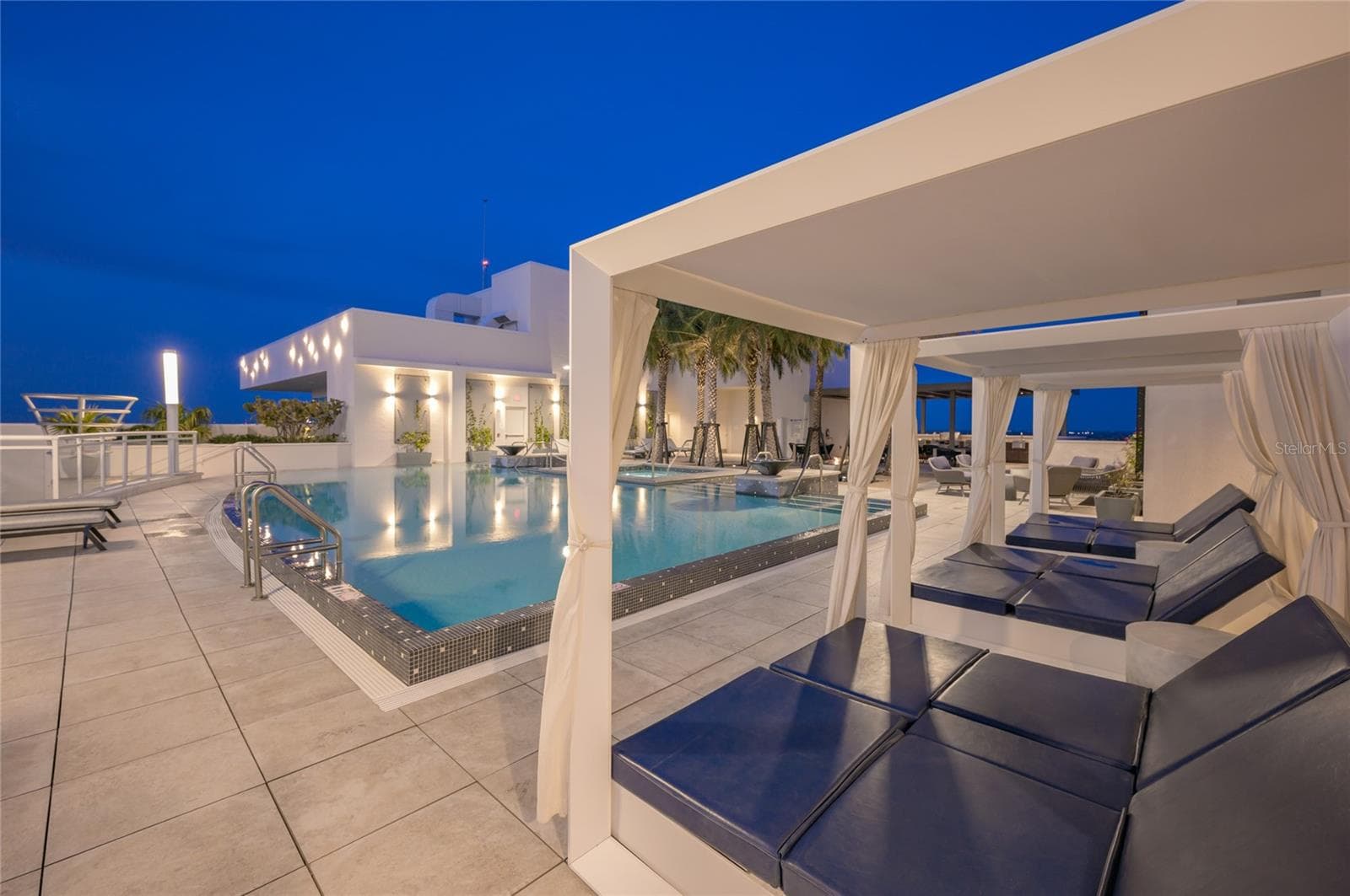 Condominium at 540 N TAMIAMI TRL #1604, SARASOTA, photo 81 of 157