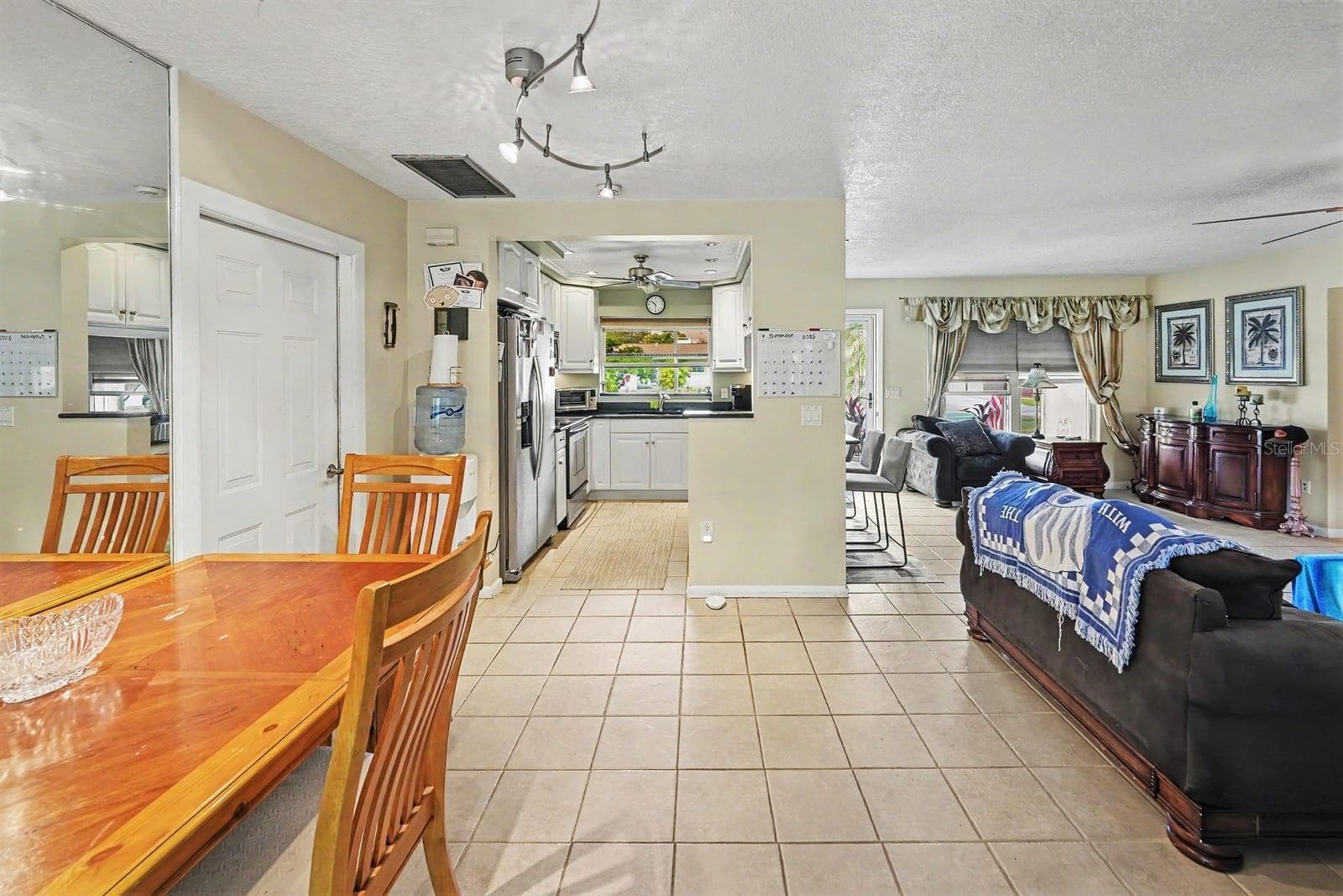 Single Family Residence at 1945 SOUVENIR DR, CLEARWATER, photo 11 of 30
