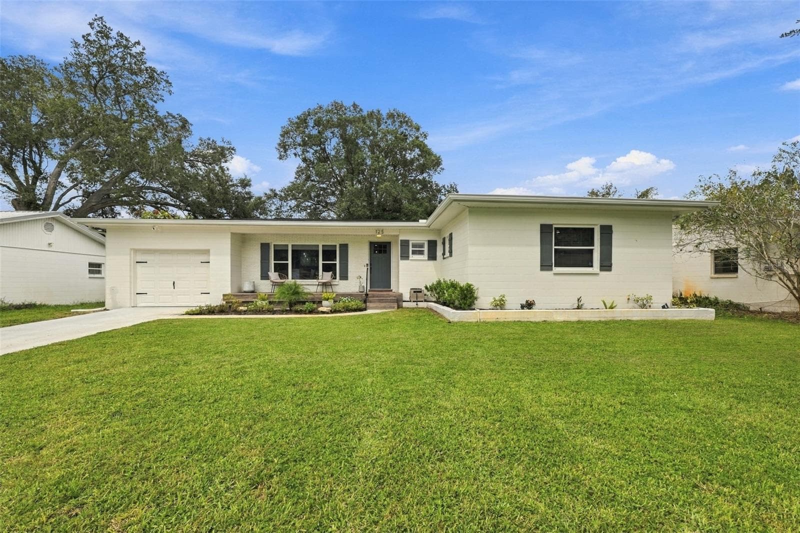 Single Family Residence at 125 SIOBHAN AVE, TAMPA, photo 8 of 42