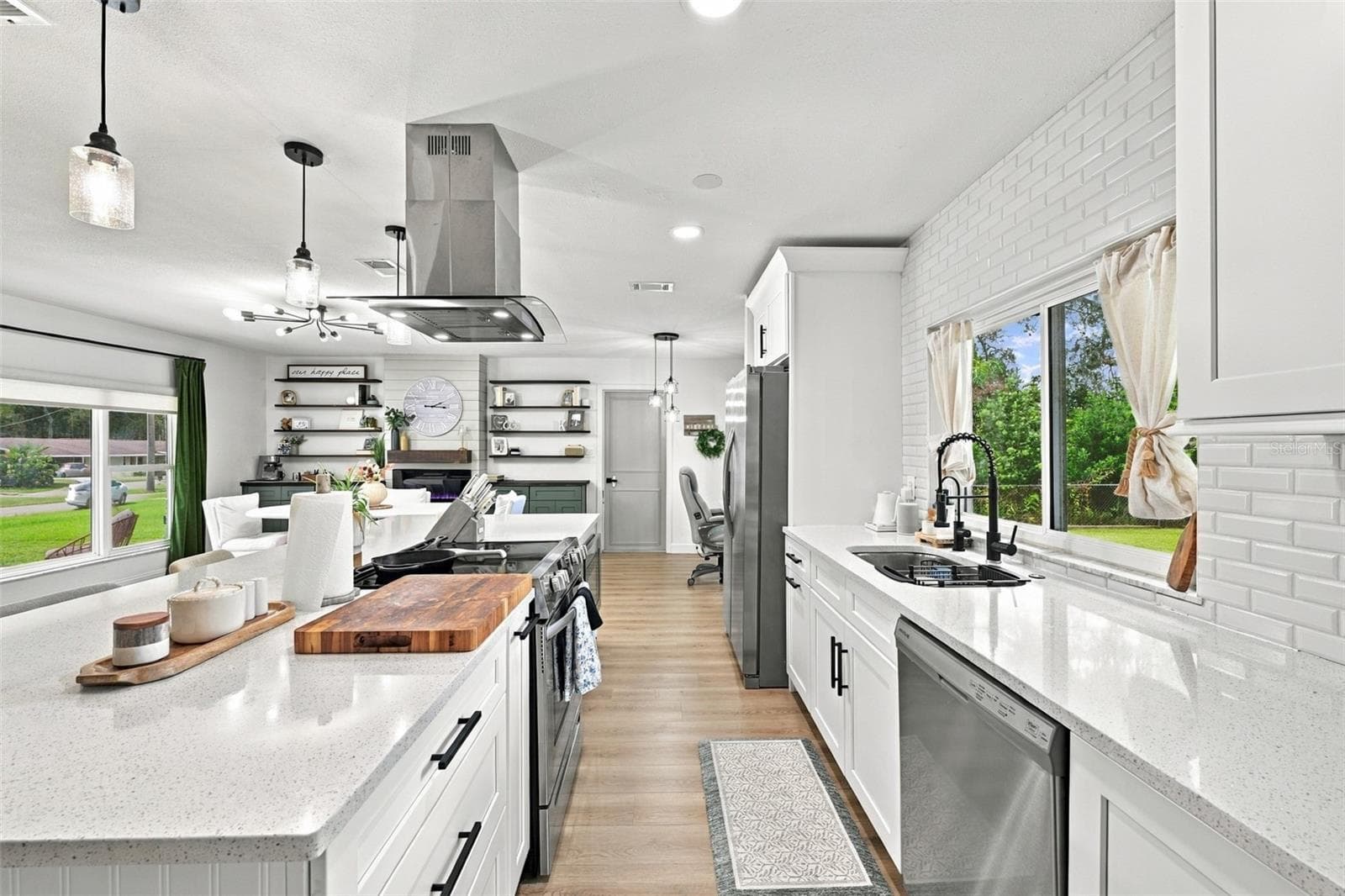 Single Family Residence at 125 SIOBHAN AVE, TAMPA, photo 15 of 42