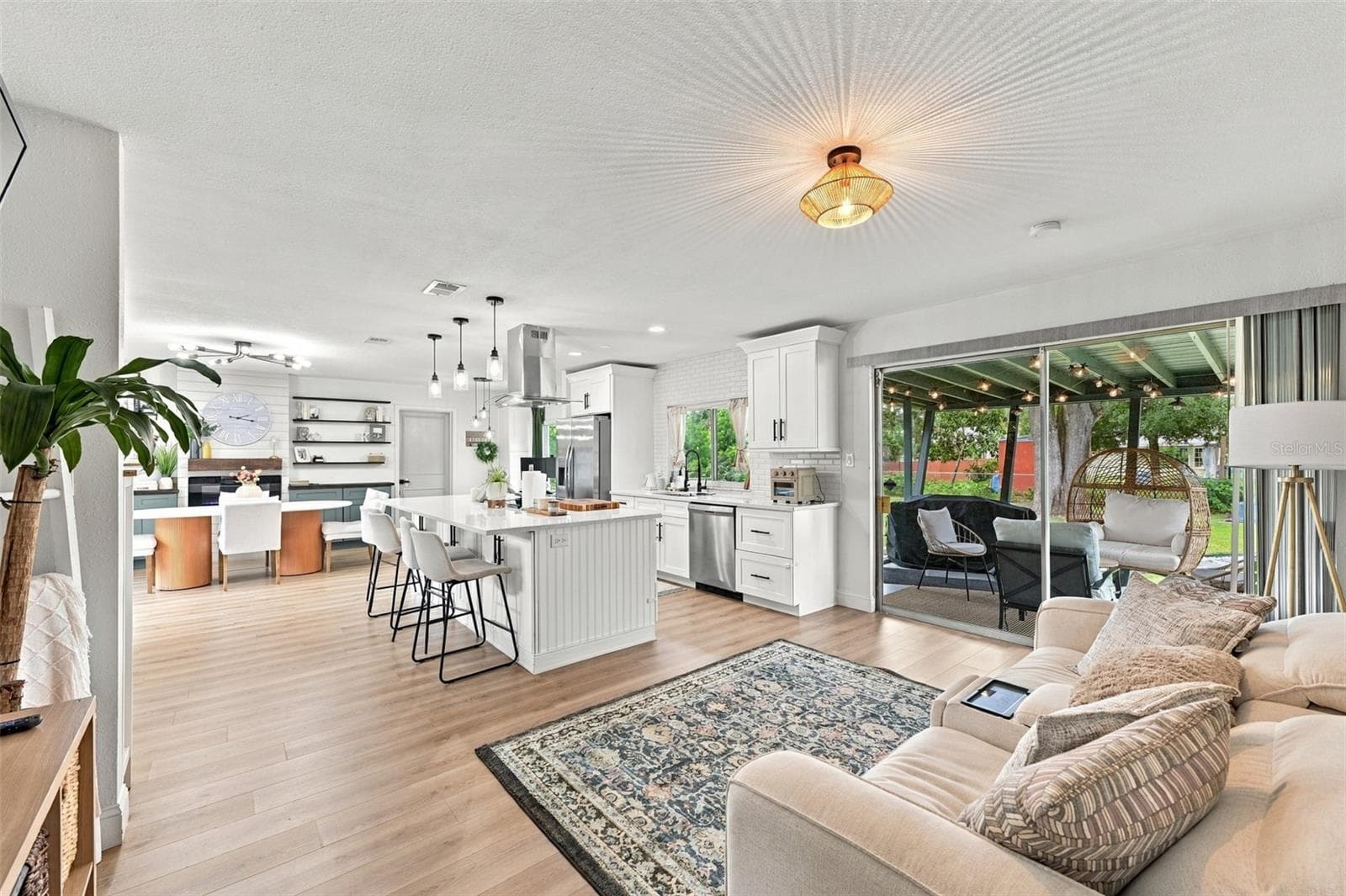 Single Family Residence at 125 SIOBHAN AVE, TAMPA, photo 17 of 42