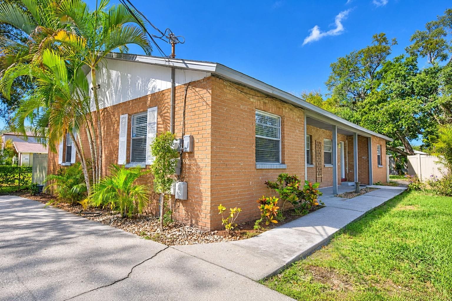 6309 S MACDILL AVE