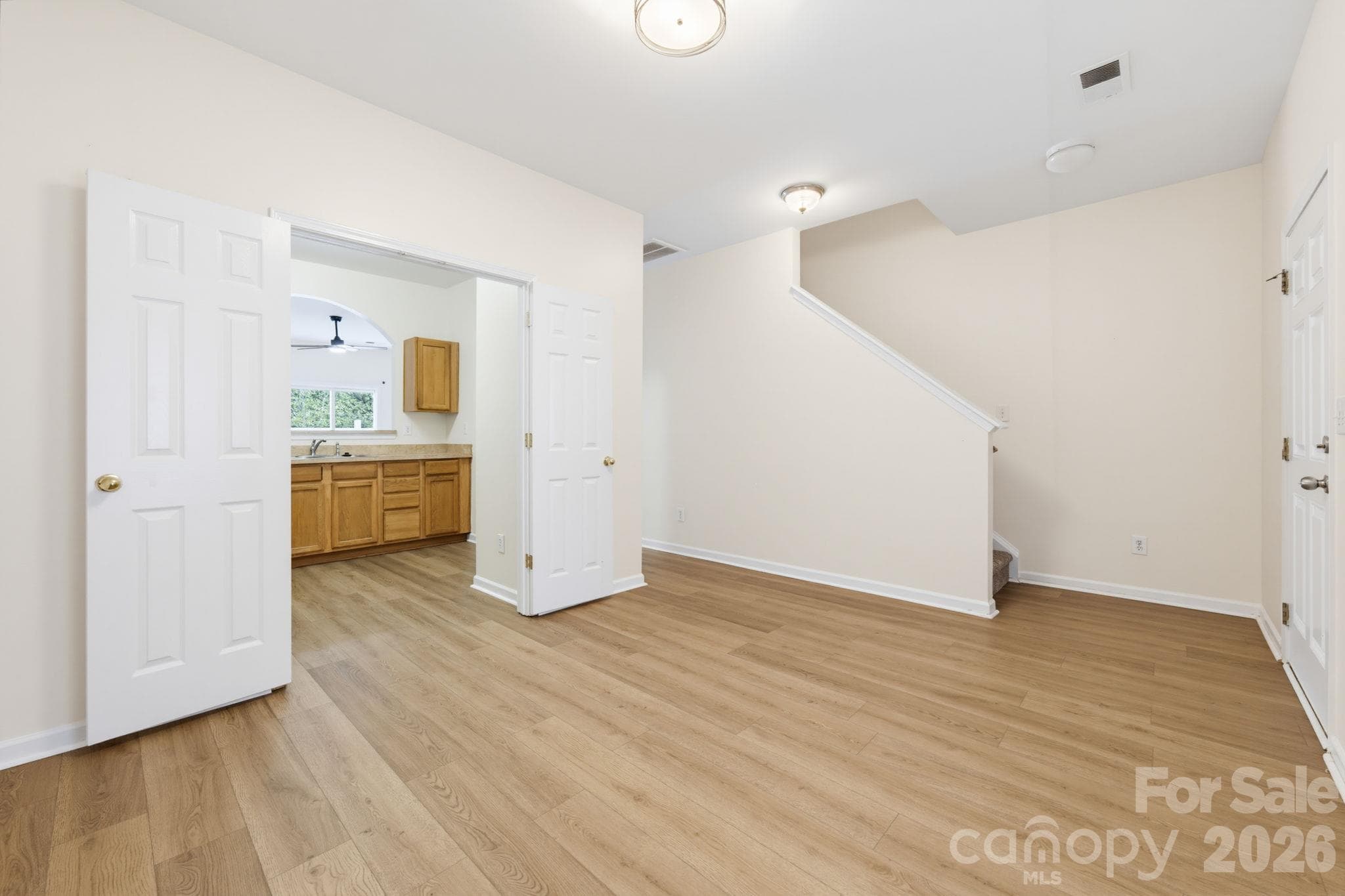 Townhouse at 2176 Winthrop Chase Drive, Charlotte, photo 3 of 34