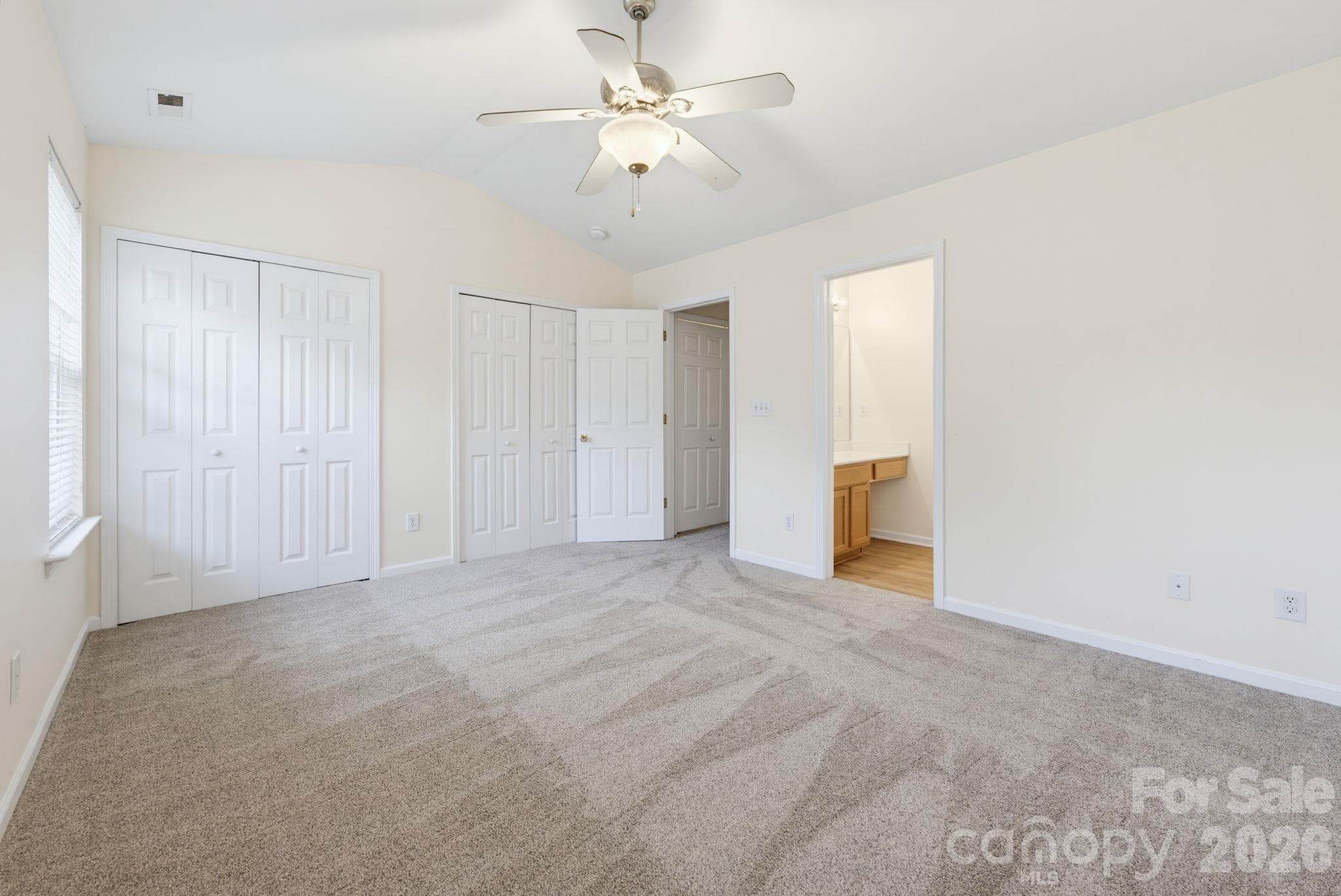 Townhouse at 2176 Winthrop Chase Drive, Charlotte, photo 22 of 34