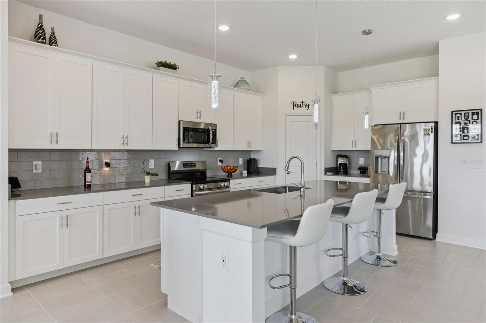 Single Family Residence at 4409 EASTMINSTER RD, DAVENPORT, photo 11 of 47