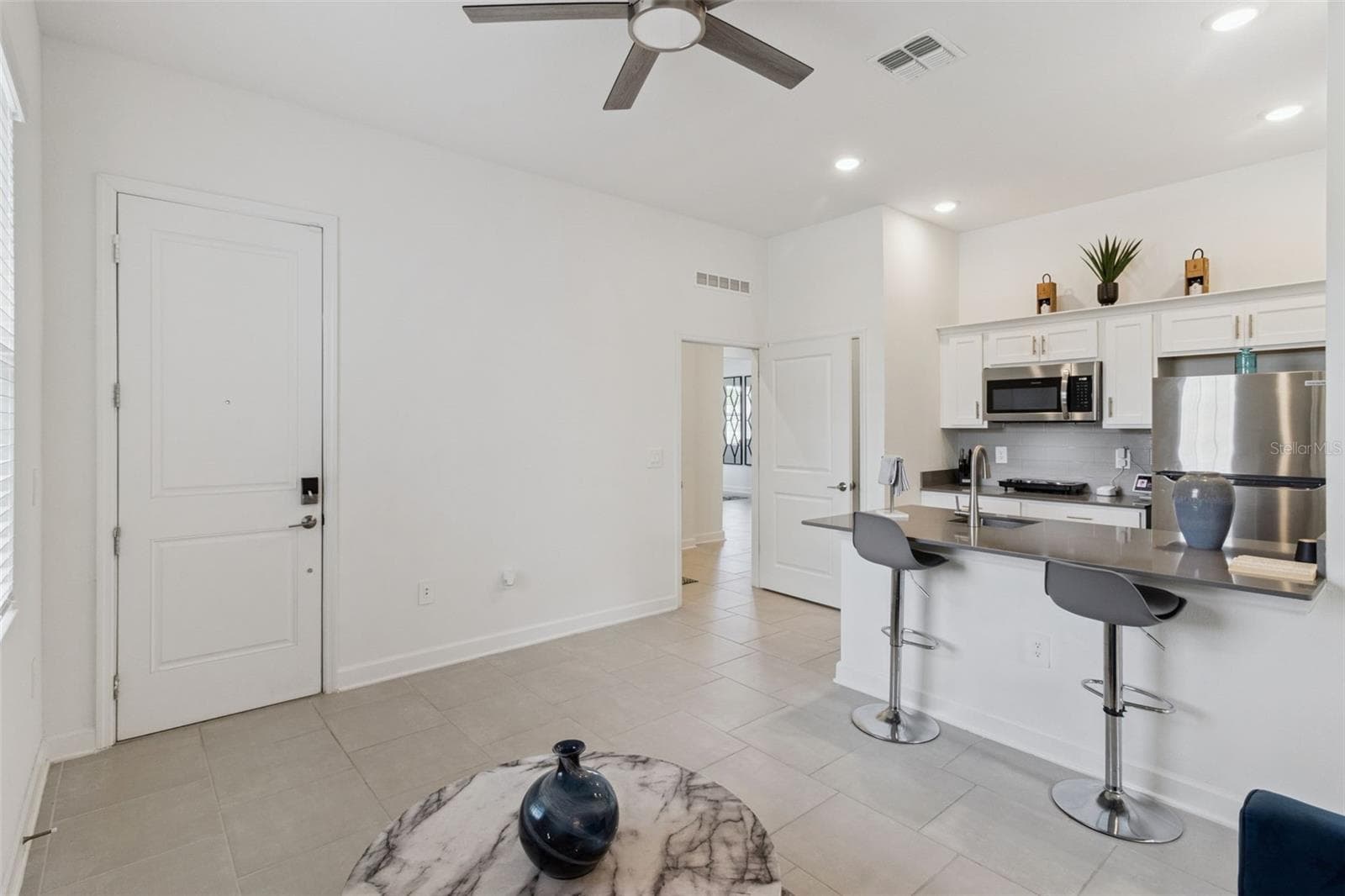 Kitchenette - 4409 EASTMINSTER RD, DAVENPORT