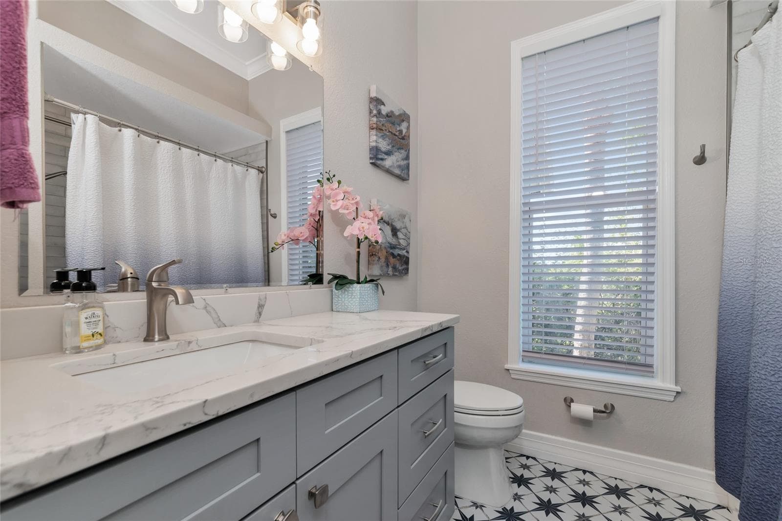 Bath 2 - 1101 KINGS WAY DR, NOKOMIS