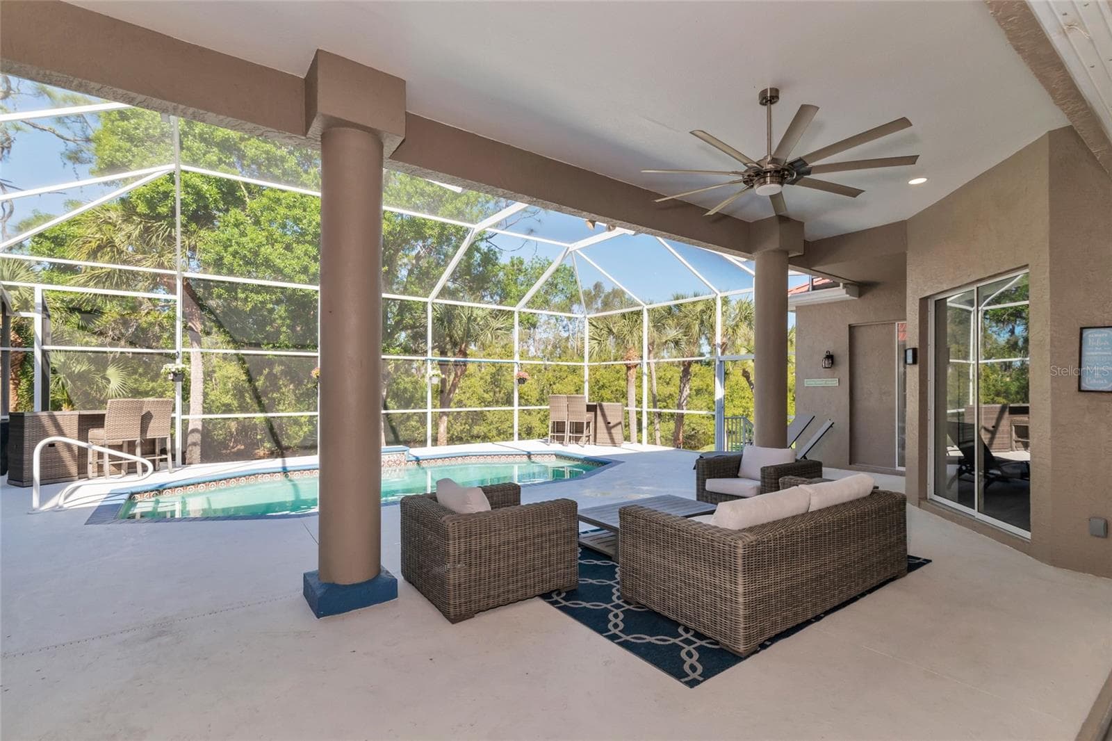 Lanai - 1101 KINGS WAY DR, NOKOMIS