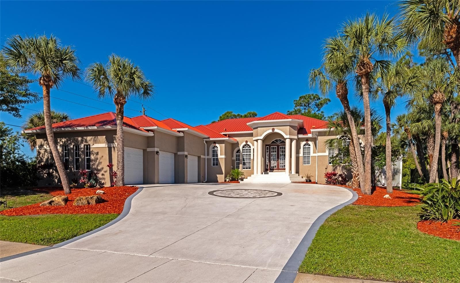 3 car garage - 1101 KINGS WAY DR, NOKOMIS