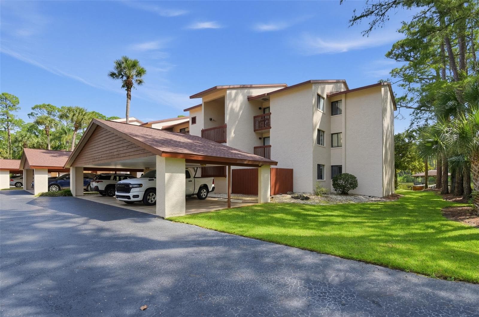 275 INDIGO DR #1070