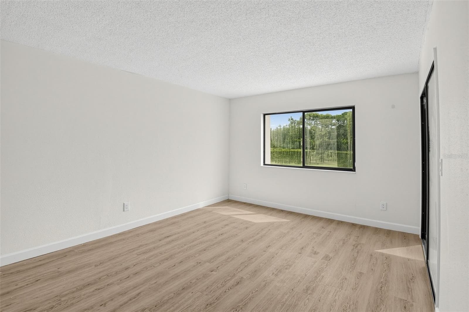 Condominium at 275 INDIGO DR #1070, DAYTONA BEACH, photo 8 of 36